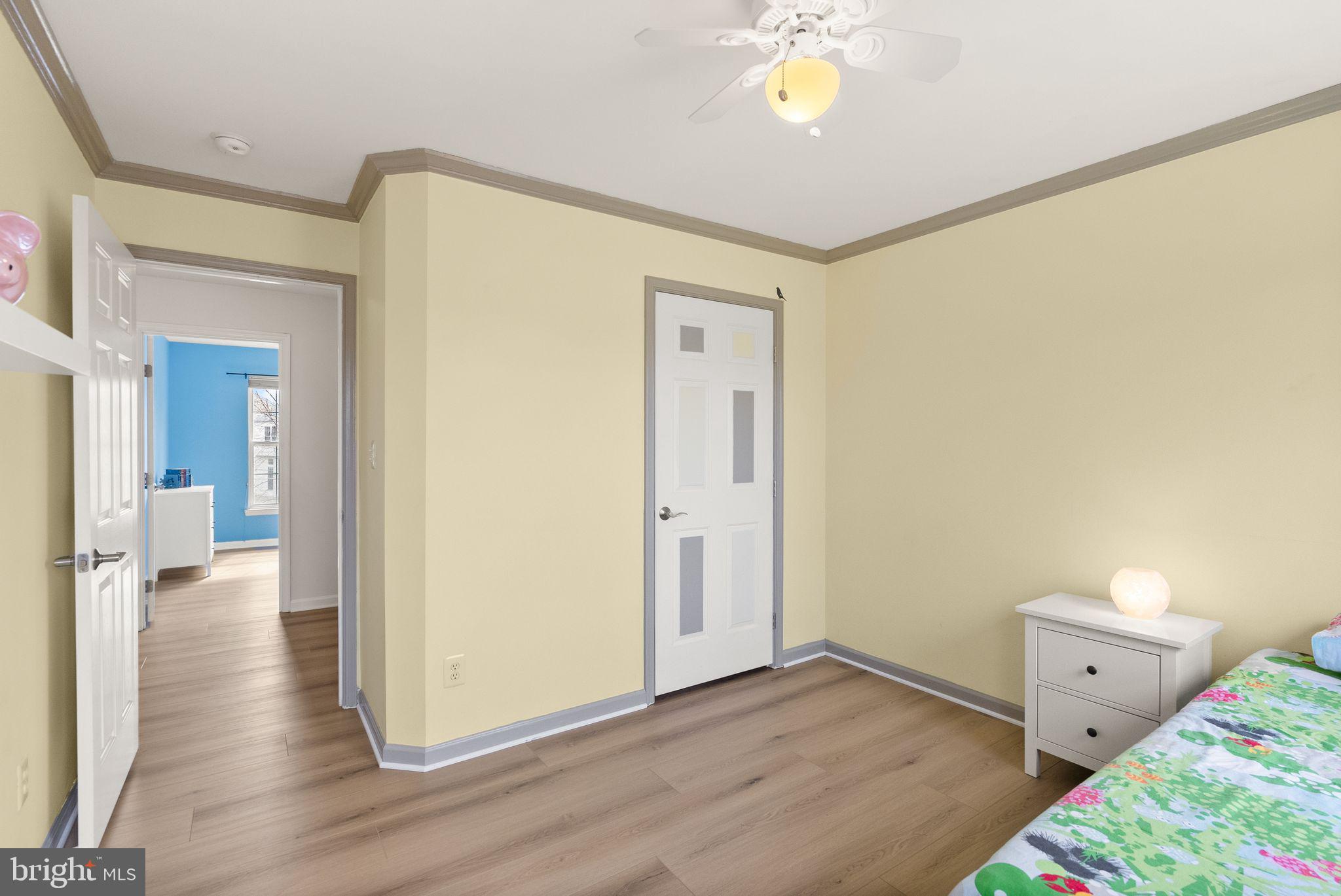 ASHBURN VILLAGE - Residential