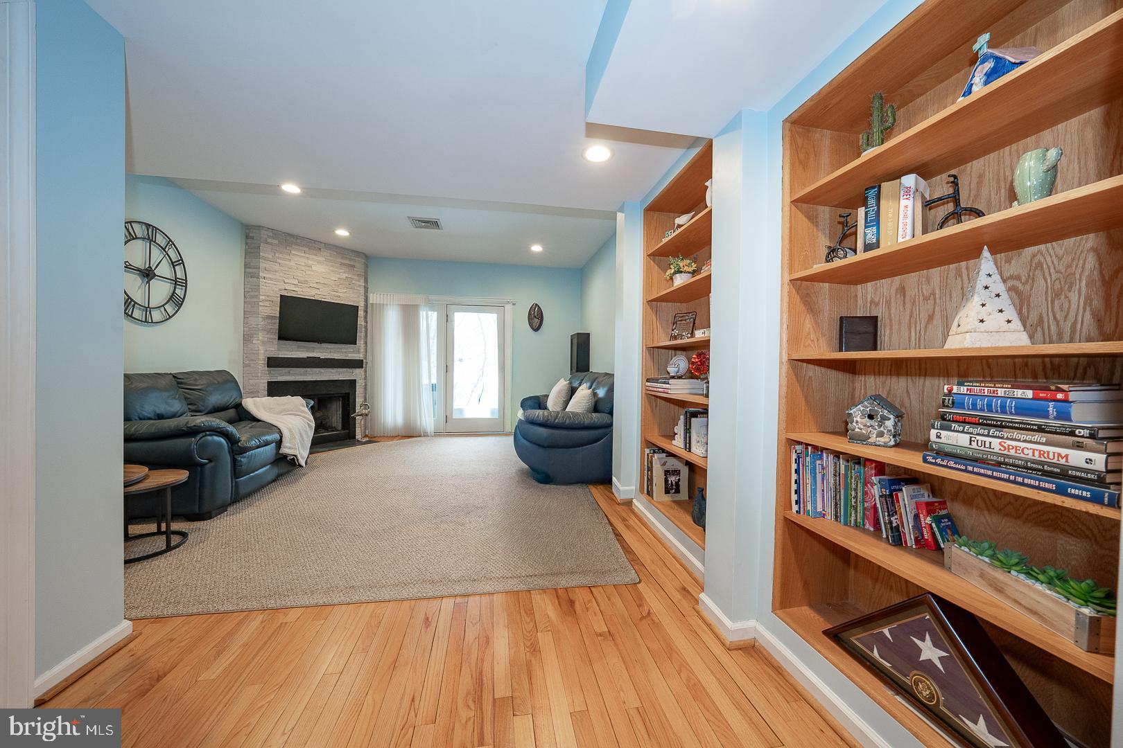 SPRINGTON MEWS - Residential