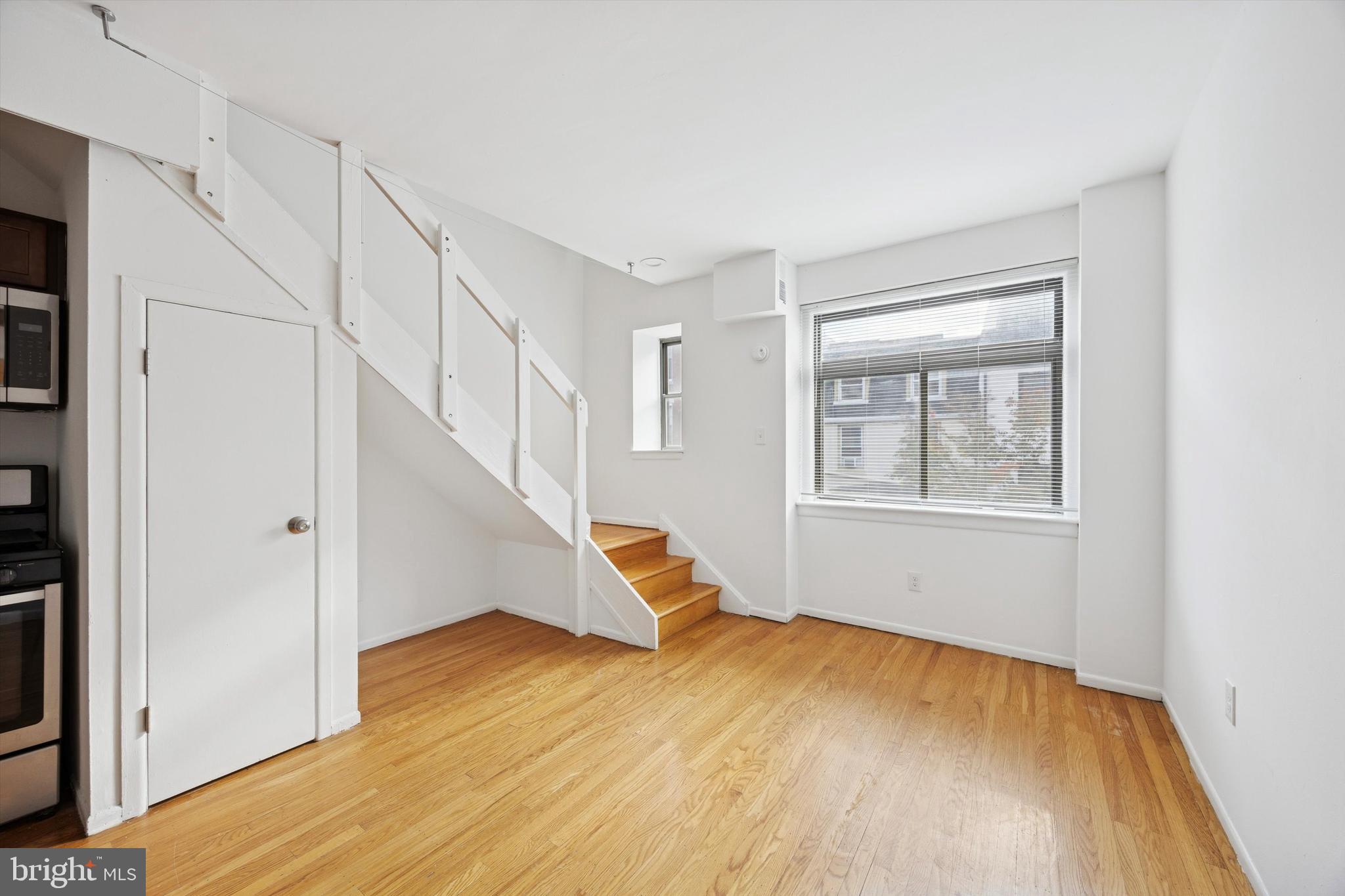 WASHINGTON SQ WEST - Residential Lease