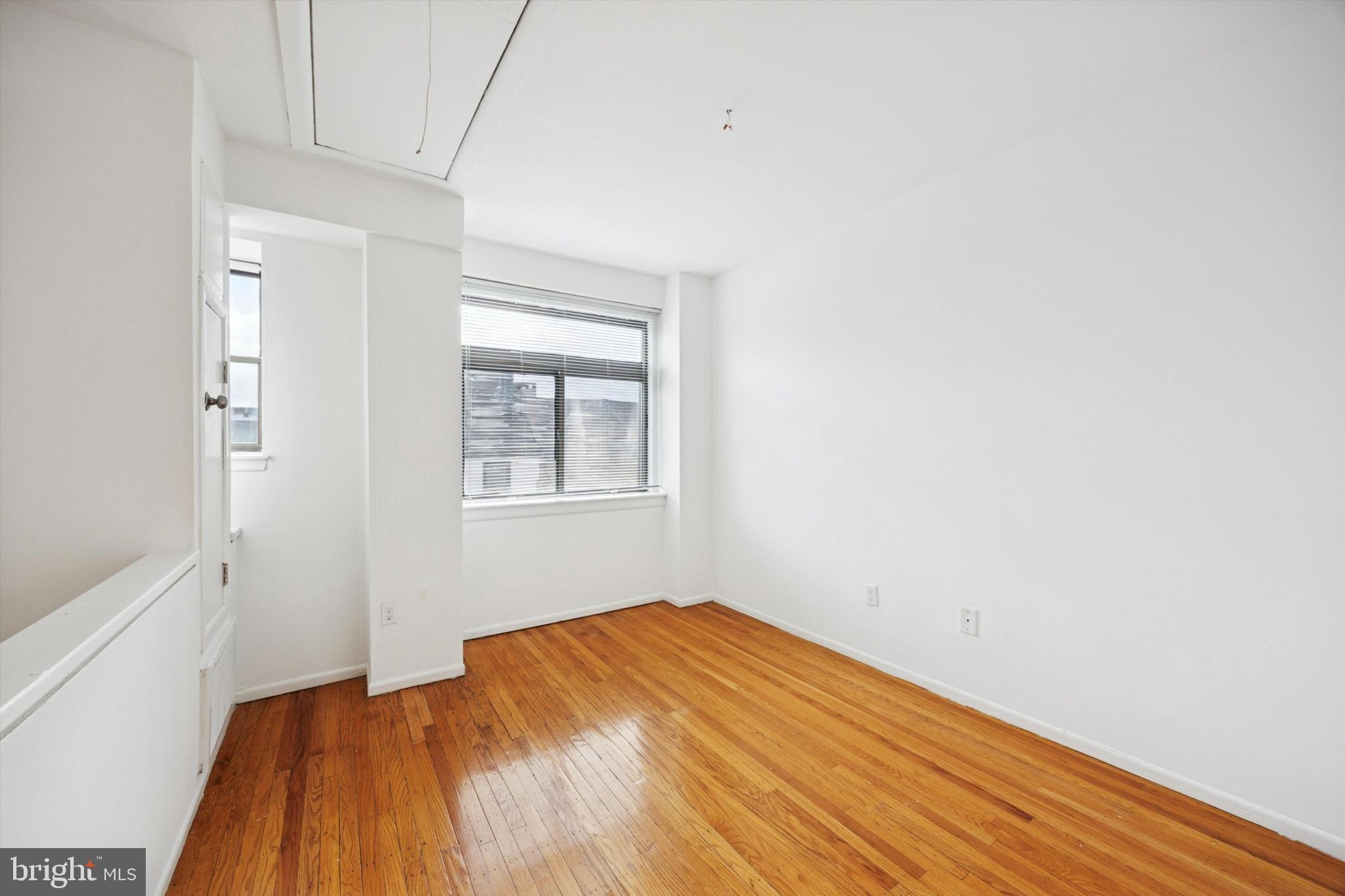 WASHINGTON SQ WEST - Residential Lease