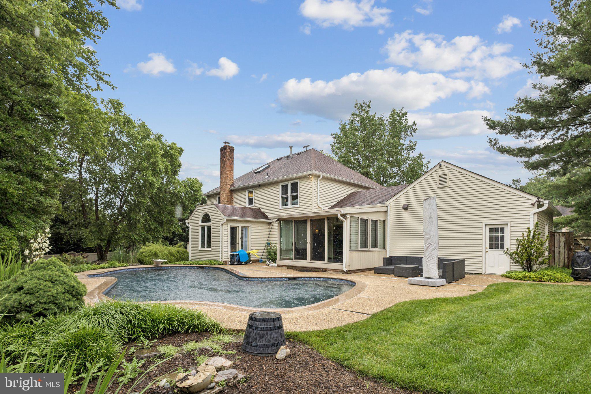 11100 FLORA LEE DRIVE