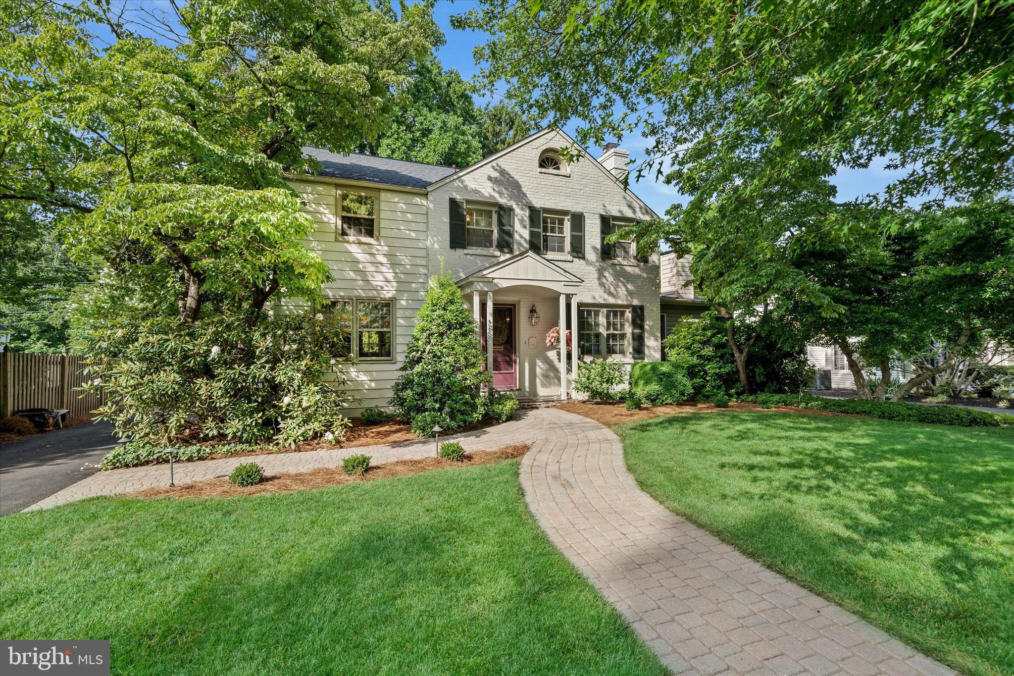 12 VINING LANE