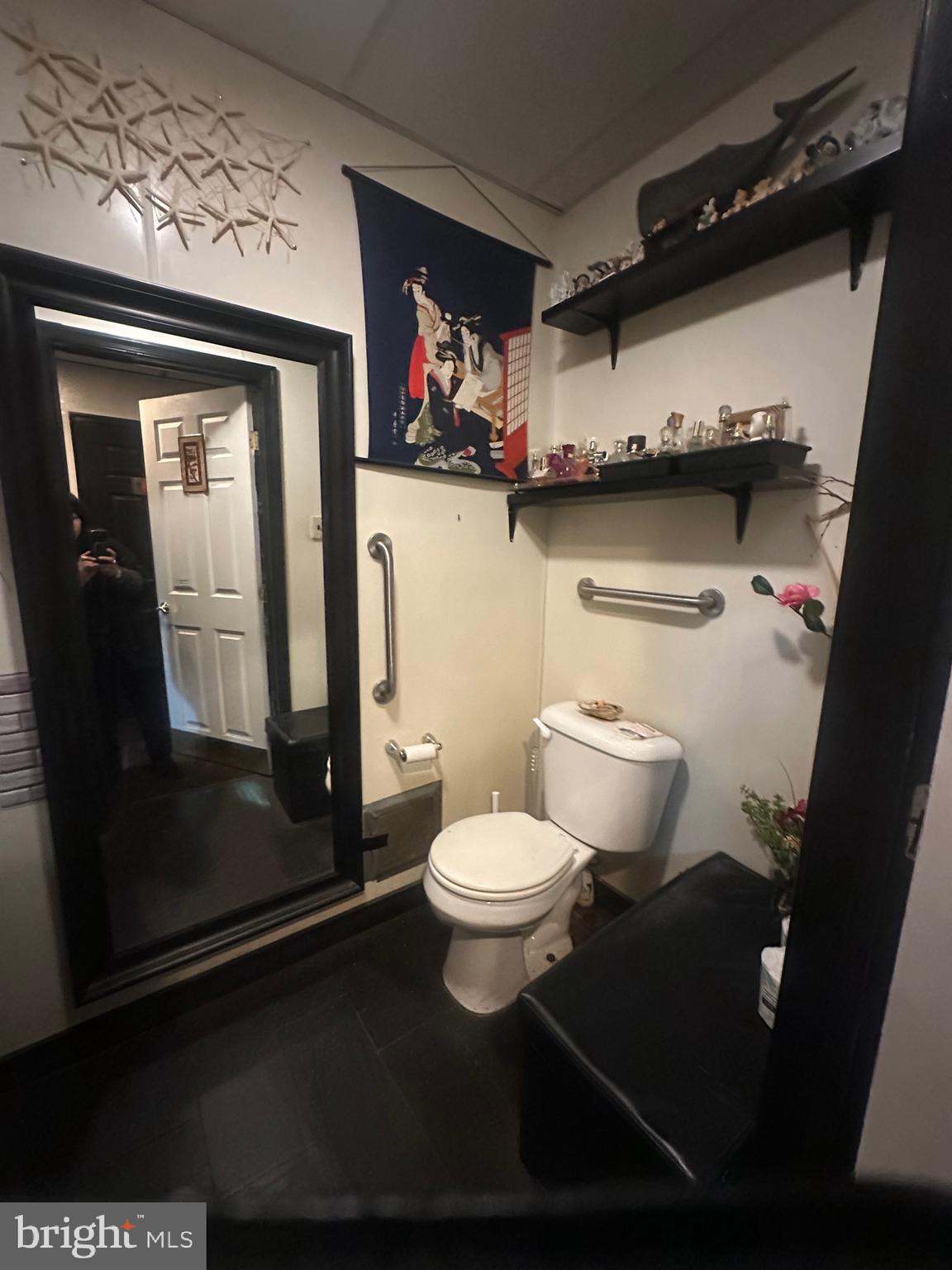 FEASTERVILLE - Business Opportunity