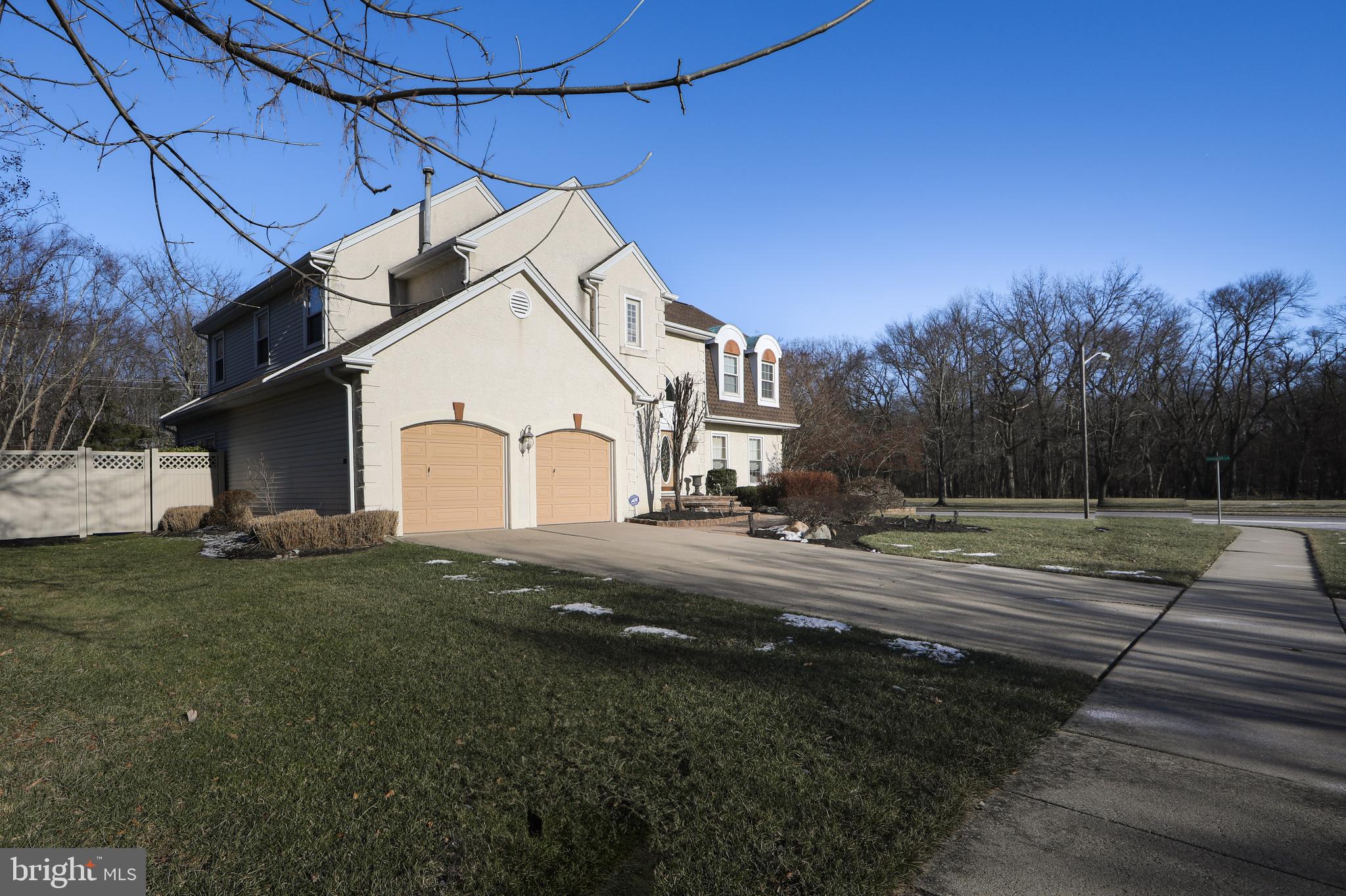 23 FULTON DRIVE