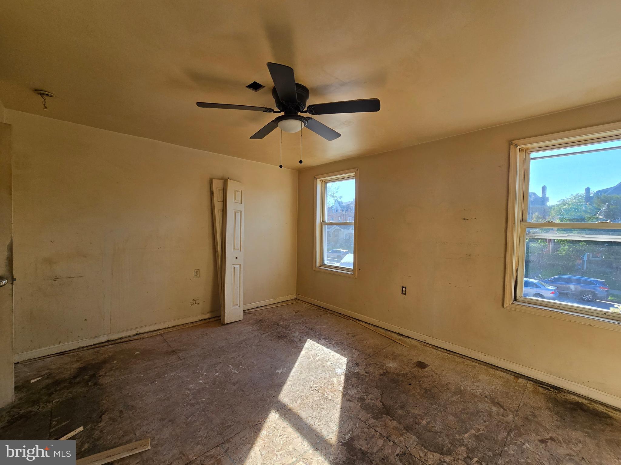 NORRISTOWN - Residential