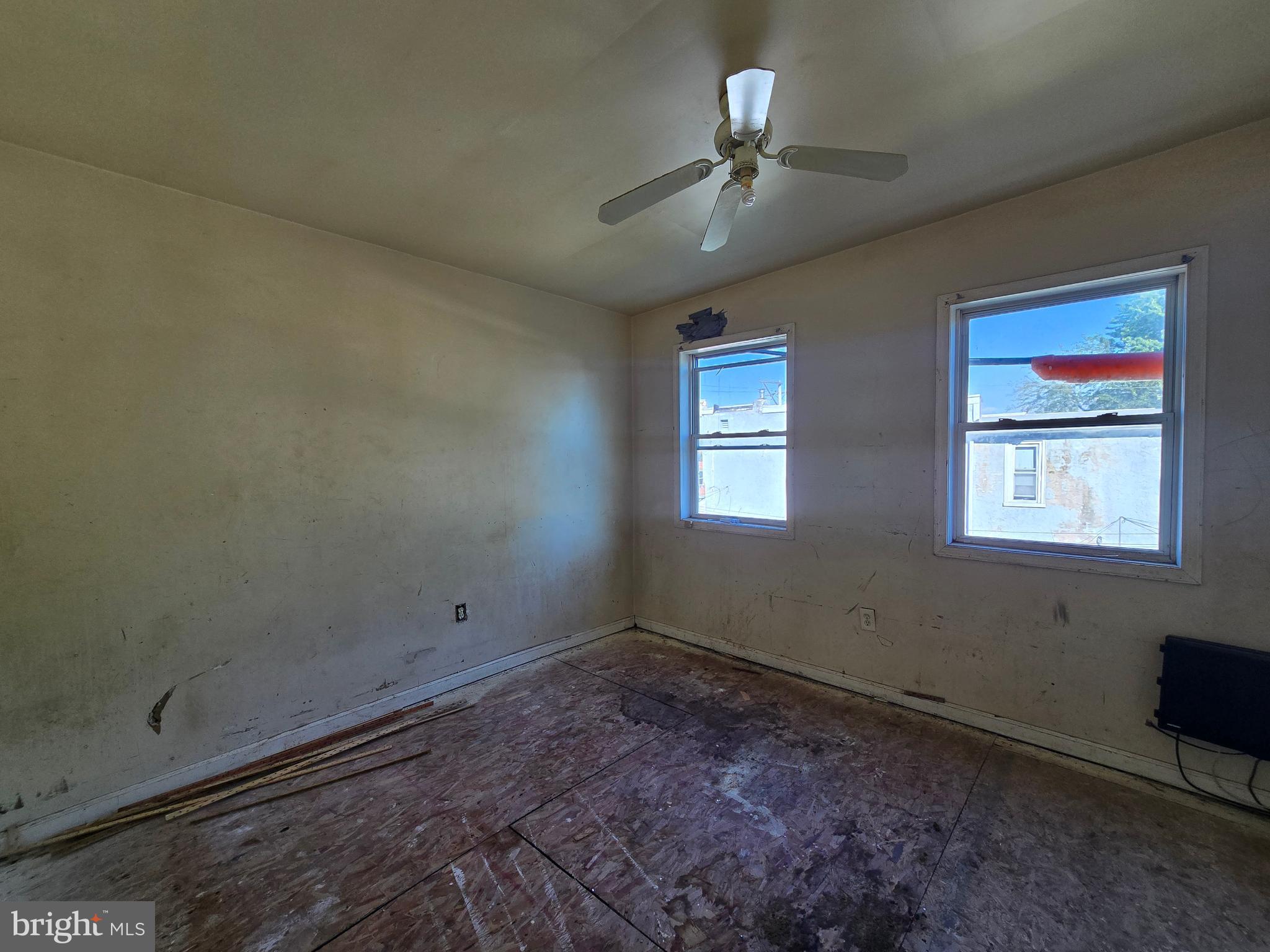 NORRISTOWN - Residential