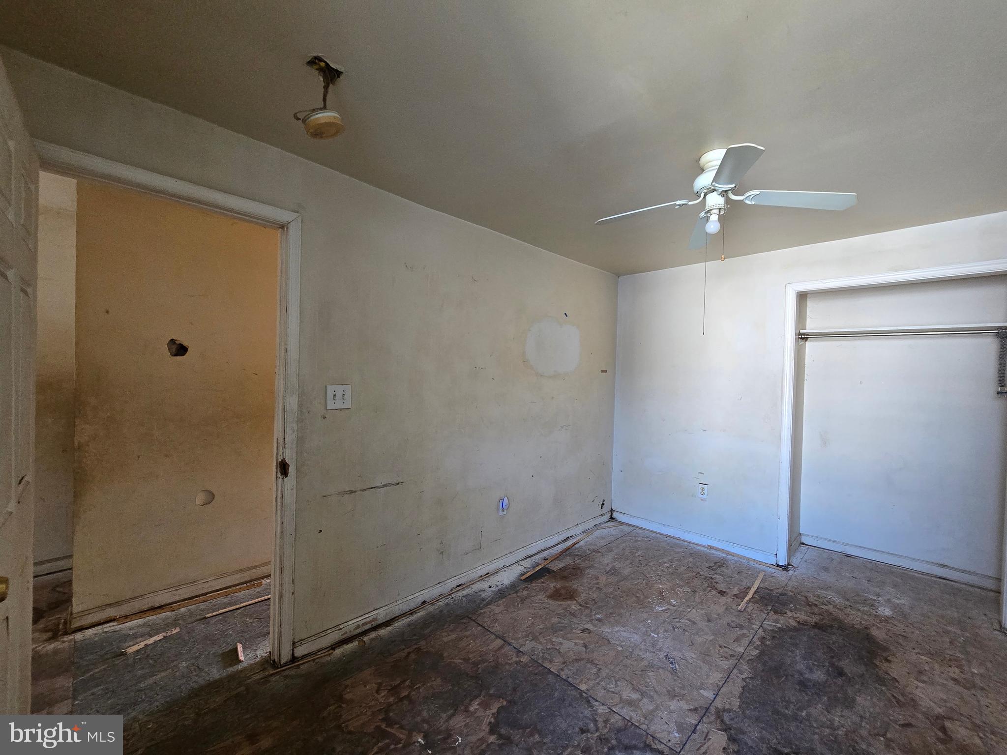 NORRISTOWN - Residential