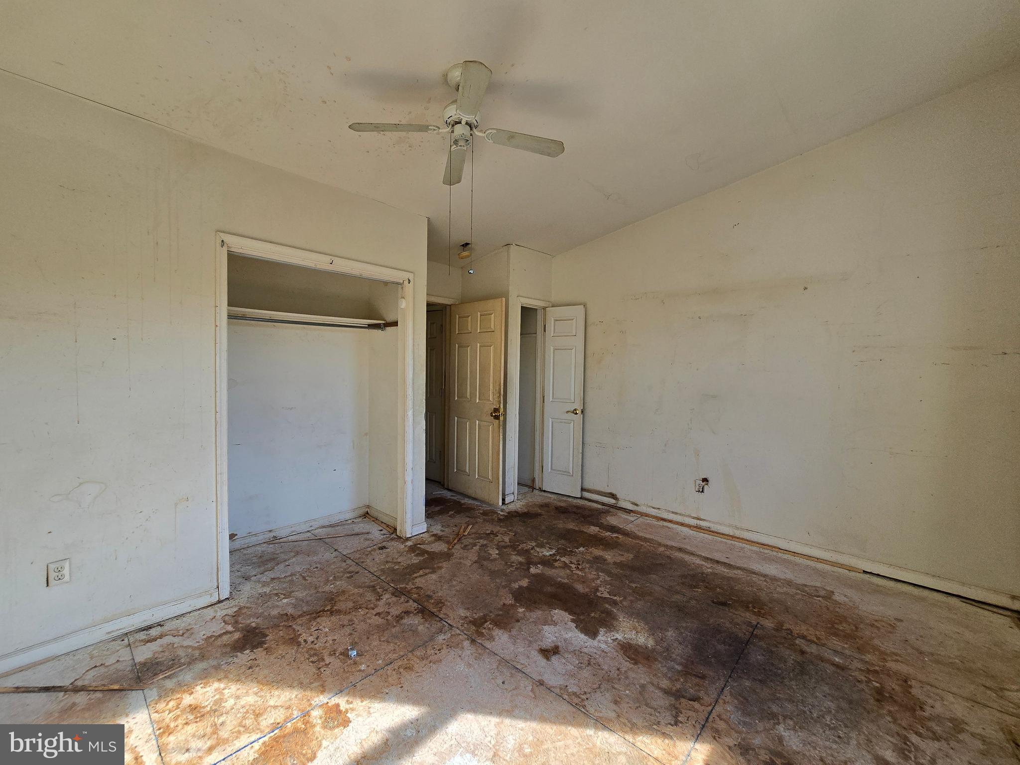 NORRISTOWN - Residential