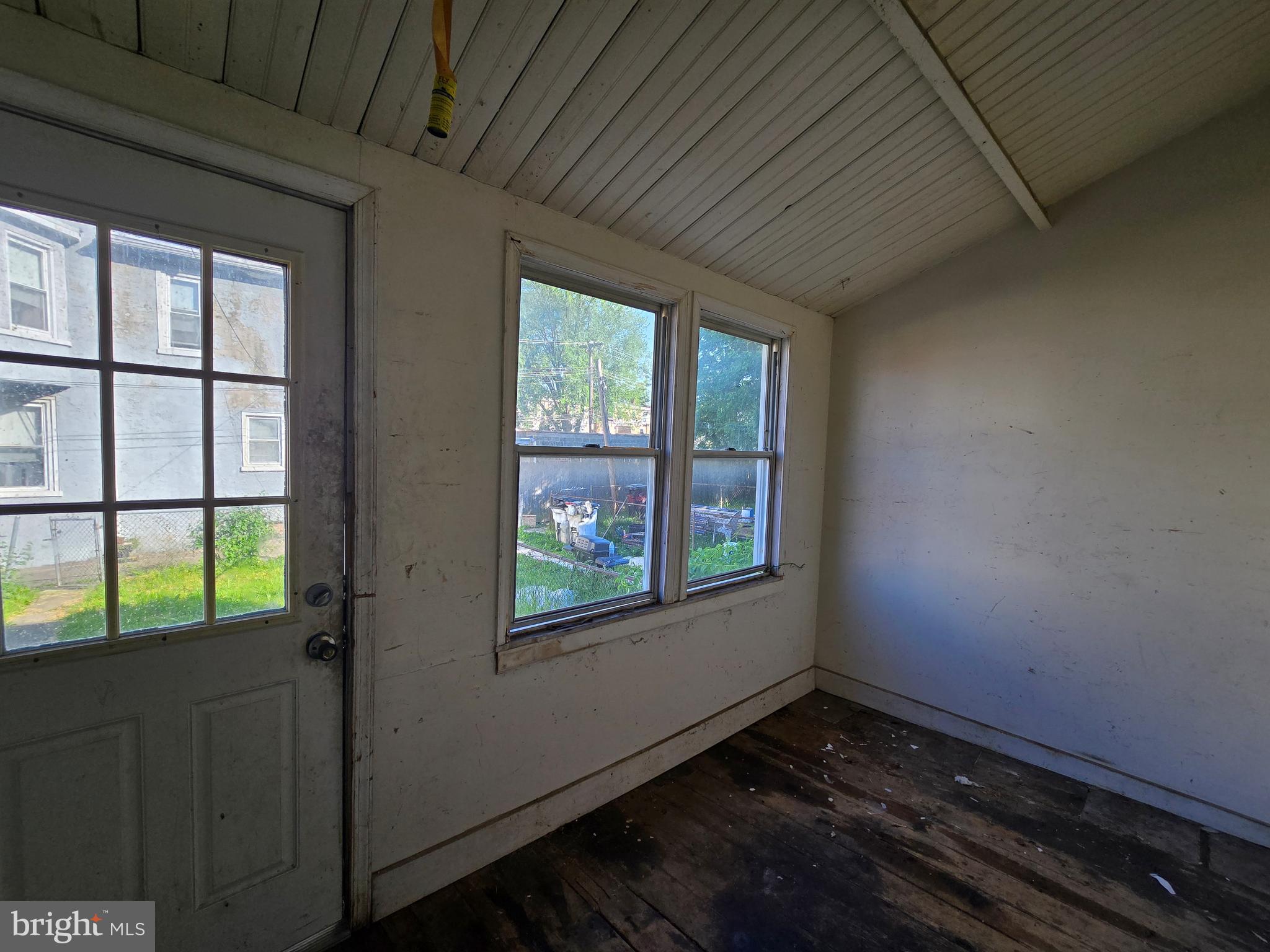NORRISTOWN - Residential