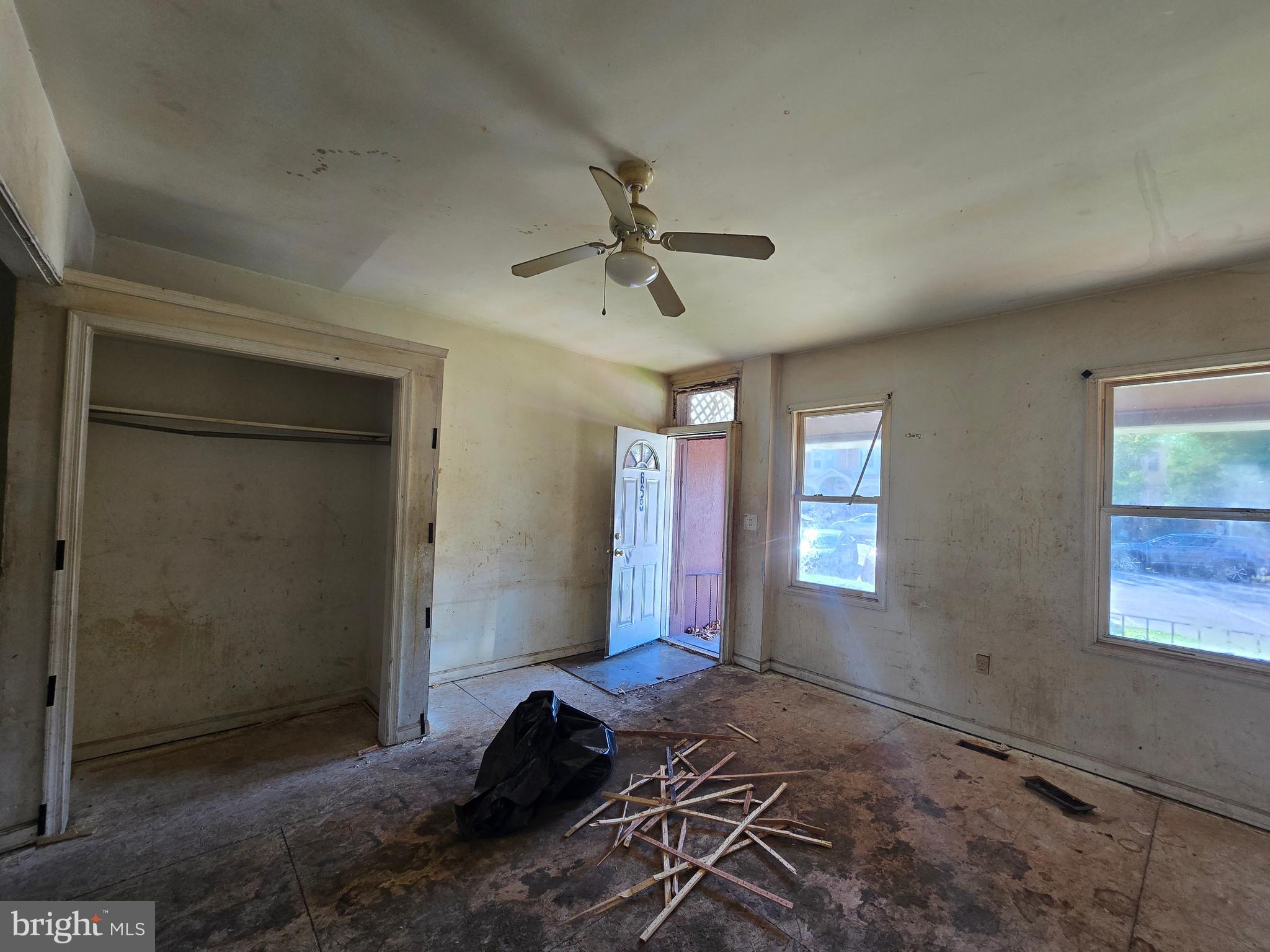 NORRISTOWN - Residential