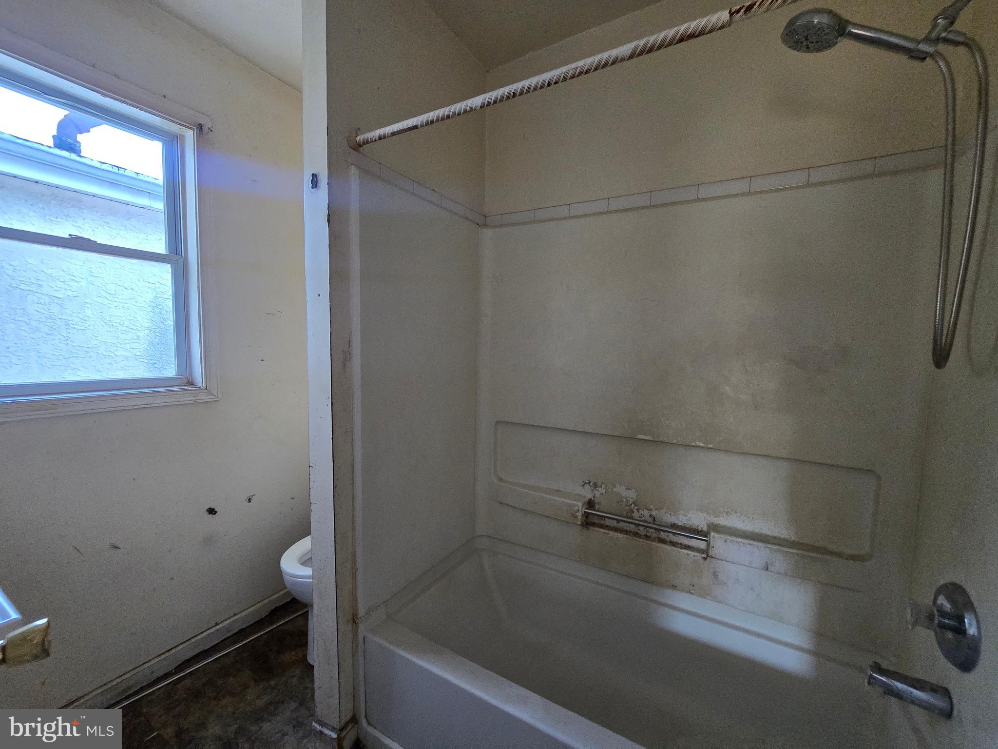 NORRISTOWN - Residential