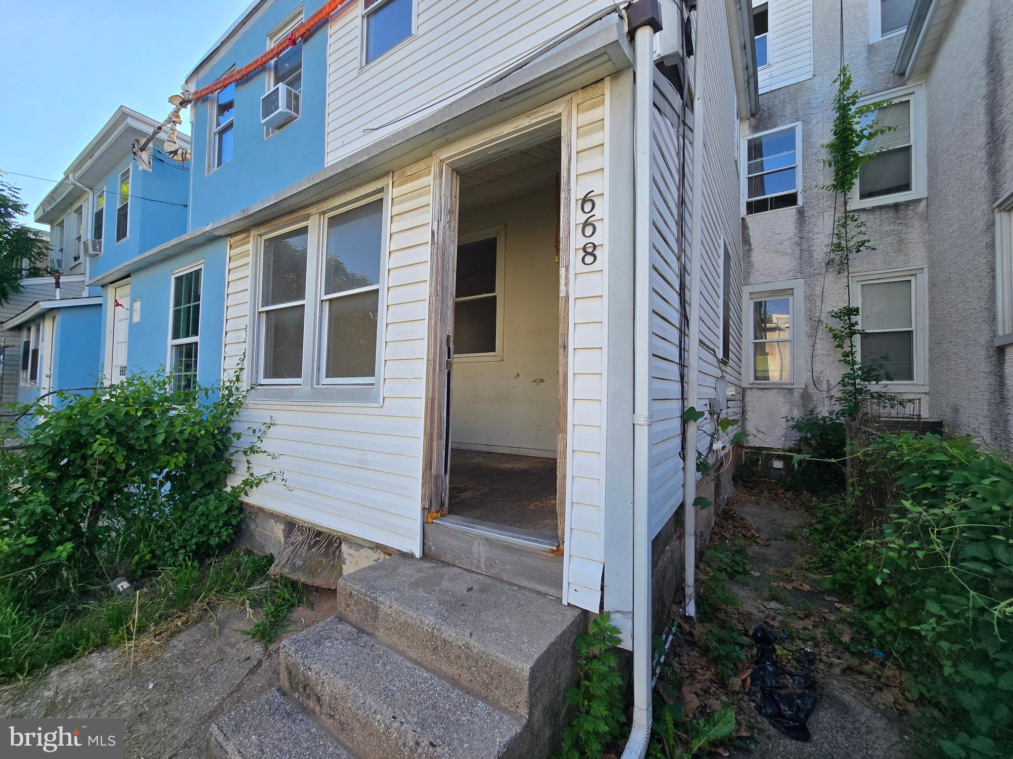NORRISTOWN - Residential