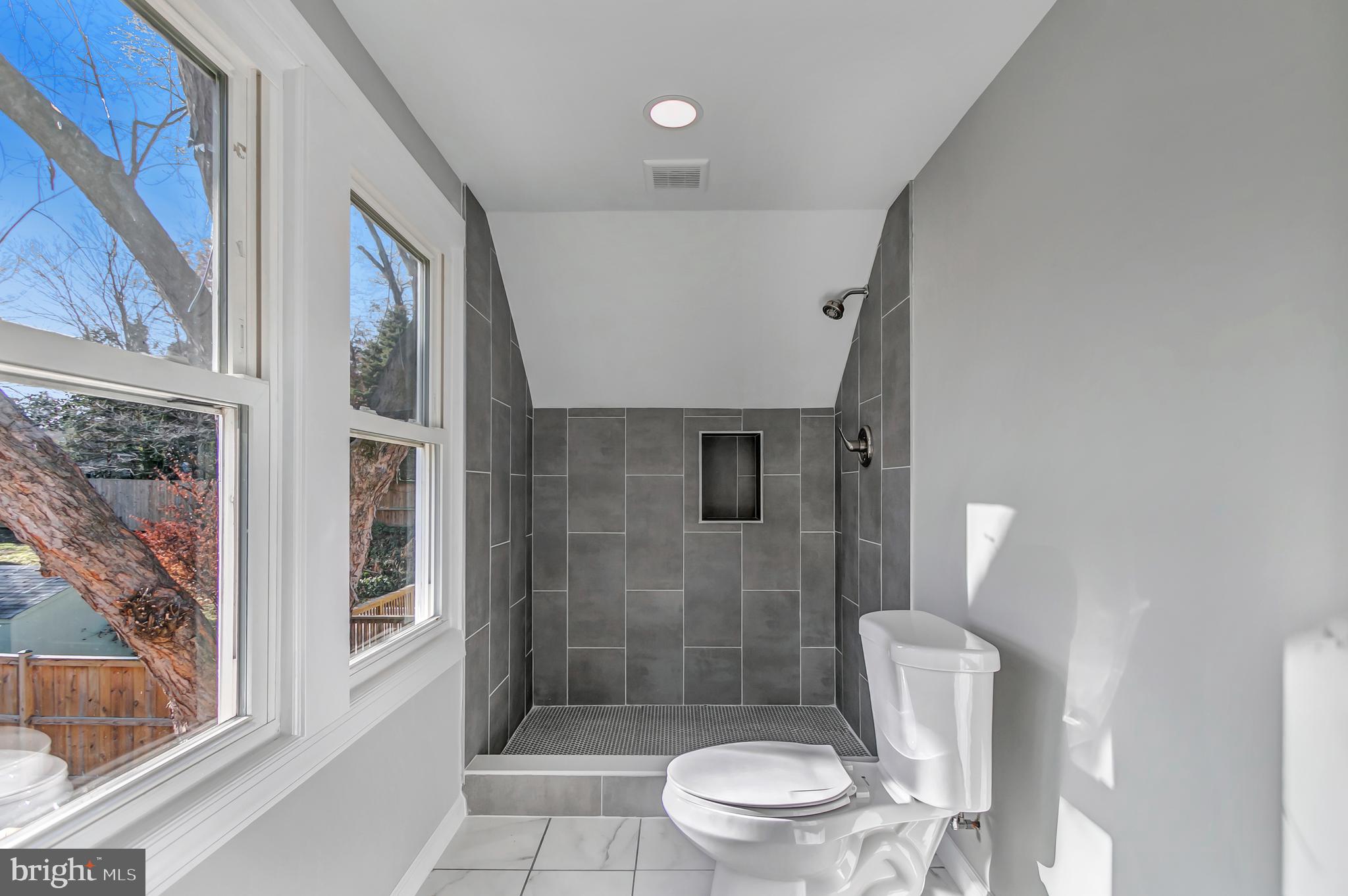 WEST END PARK - Residential