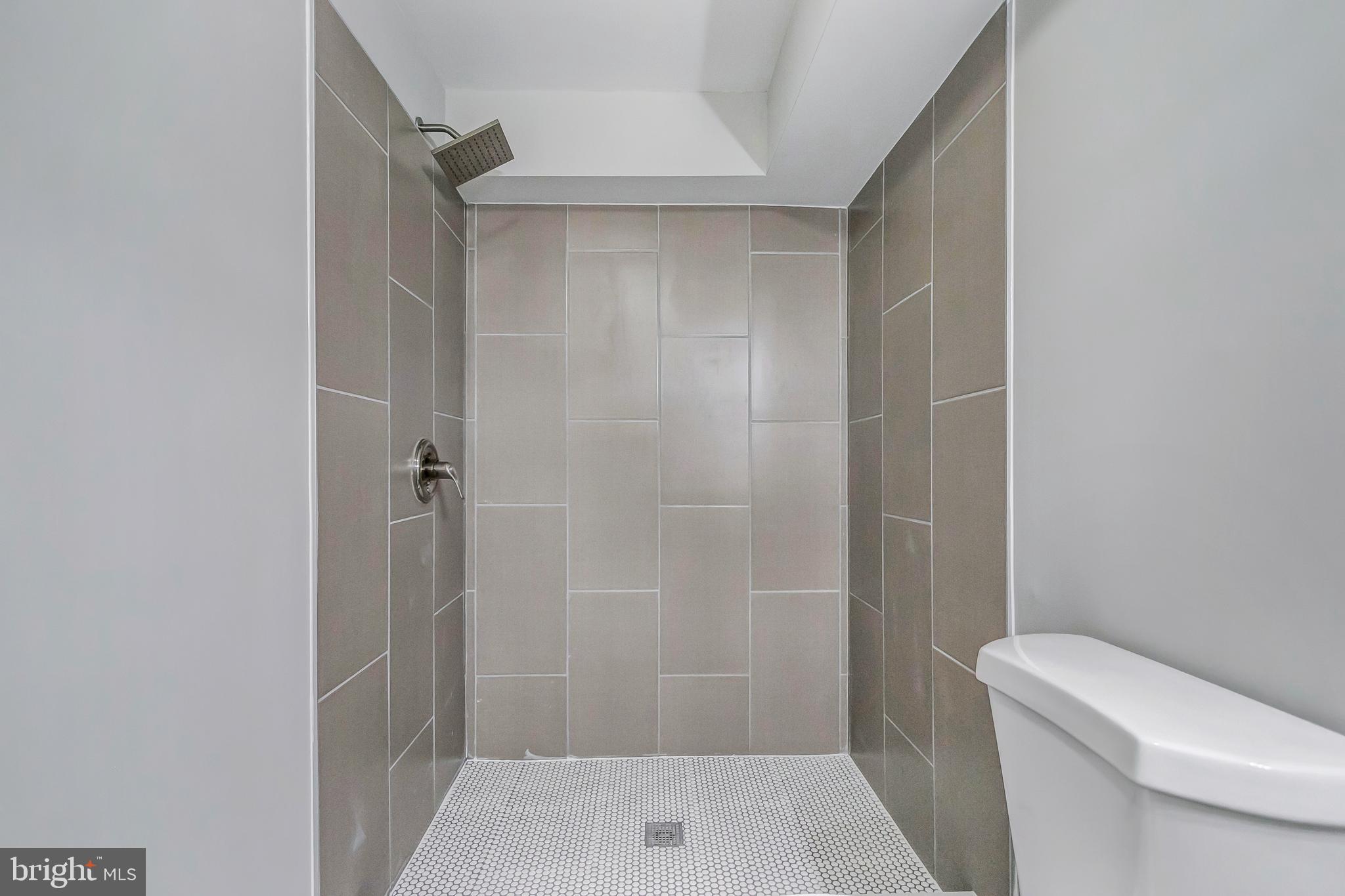 WEST END PARK - Residential