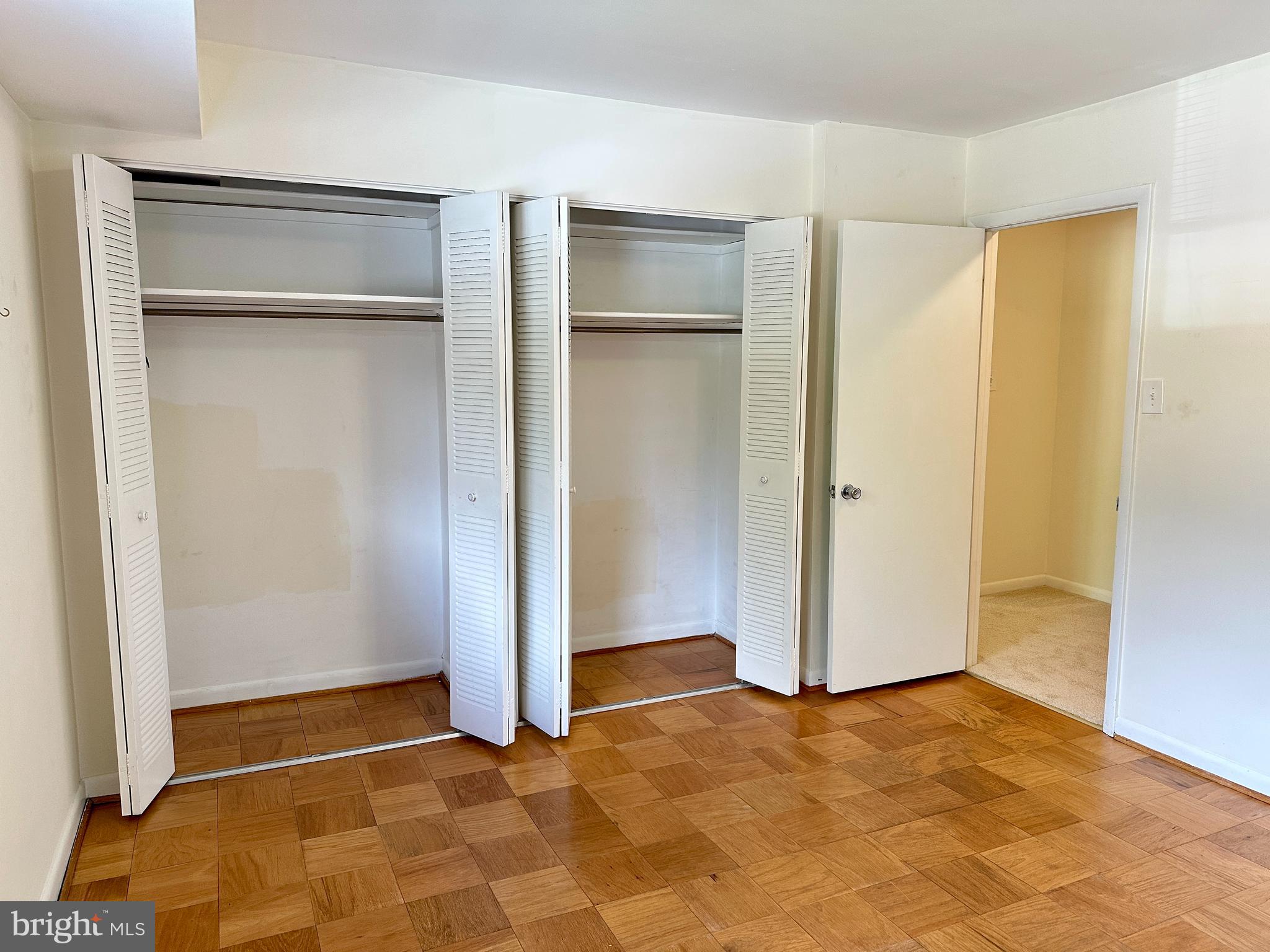 PARKSIDE CONDOMINIUMS - Residential