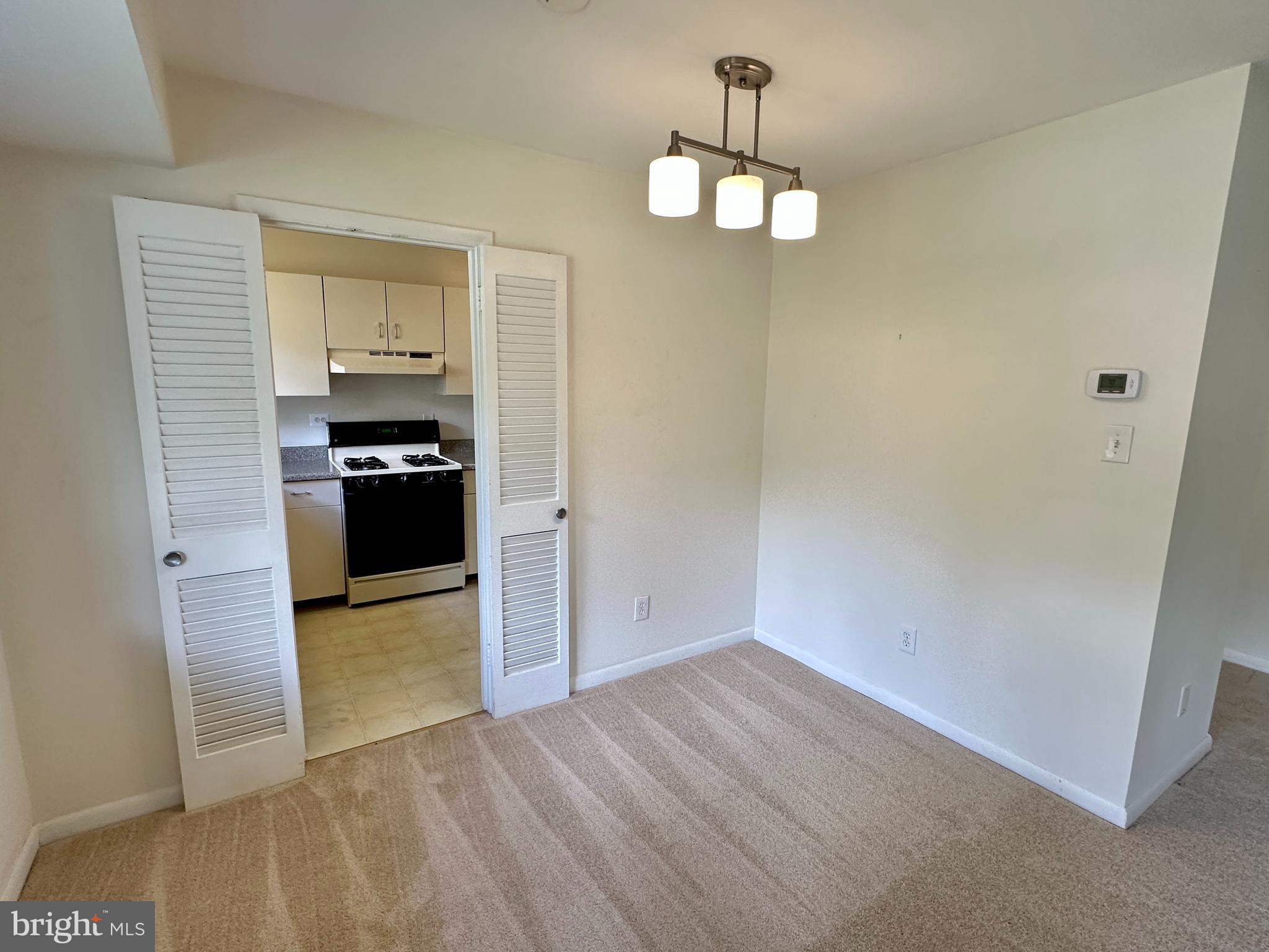 10630 MONTROSE AVENUE 104