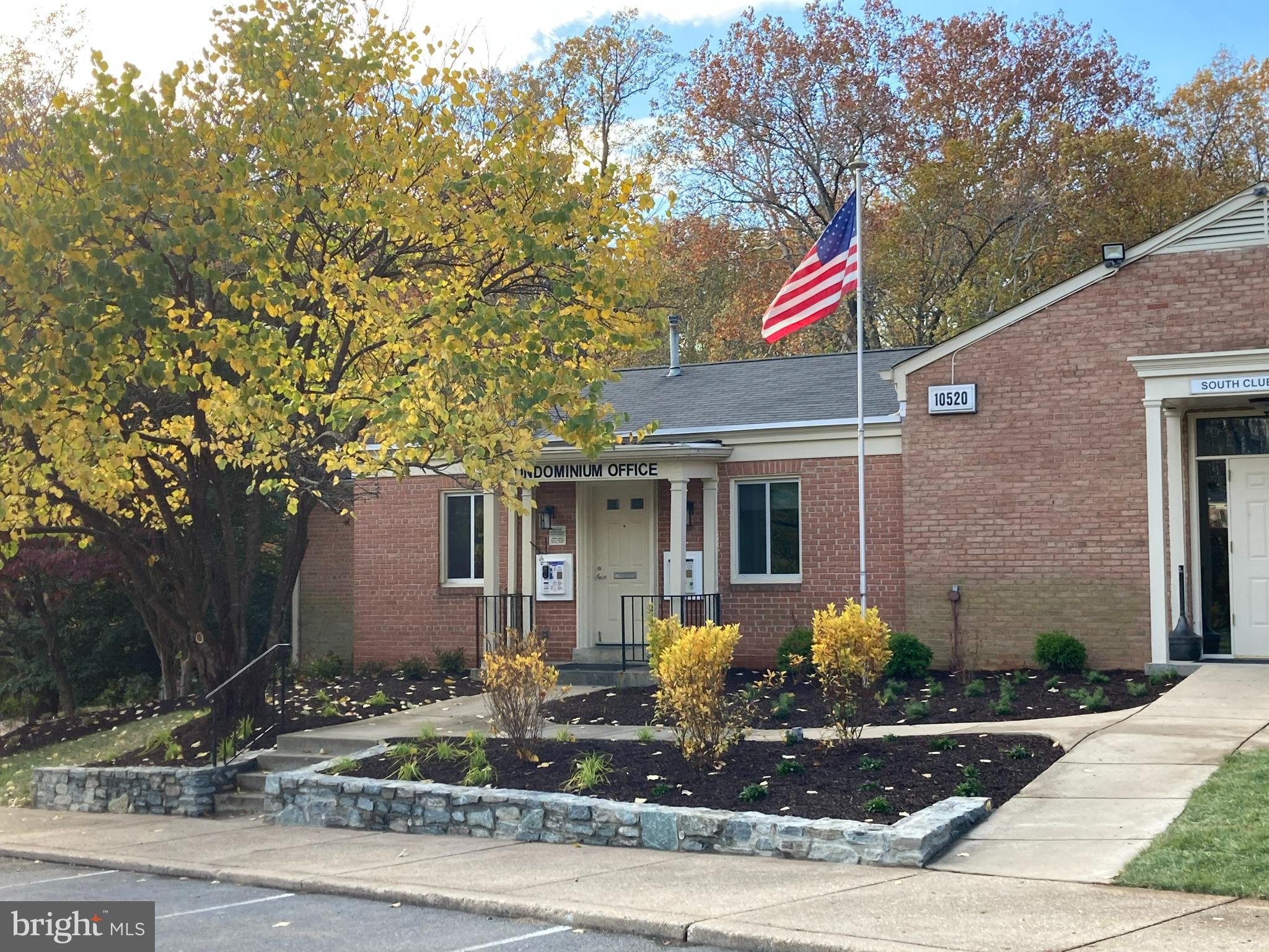 PARKSIDE CONDOMINIUMS - Residential