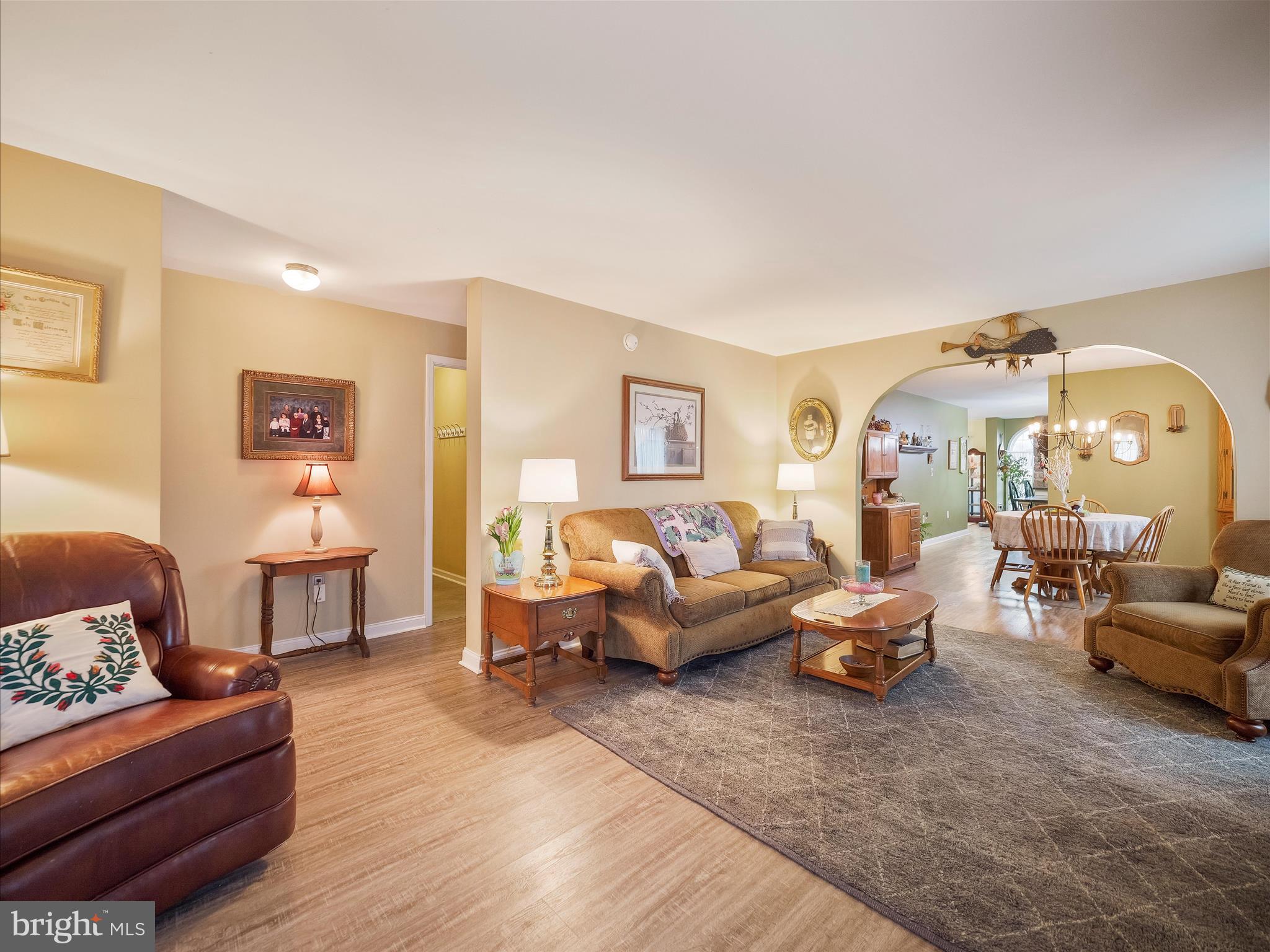 SHIPPENSBURG VILLAGE - Residential