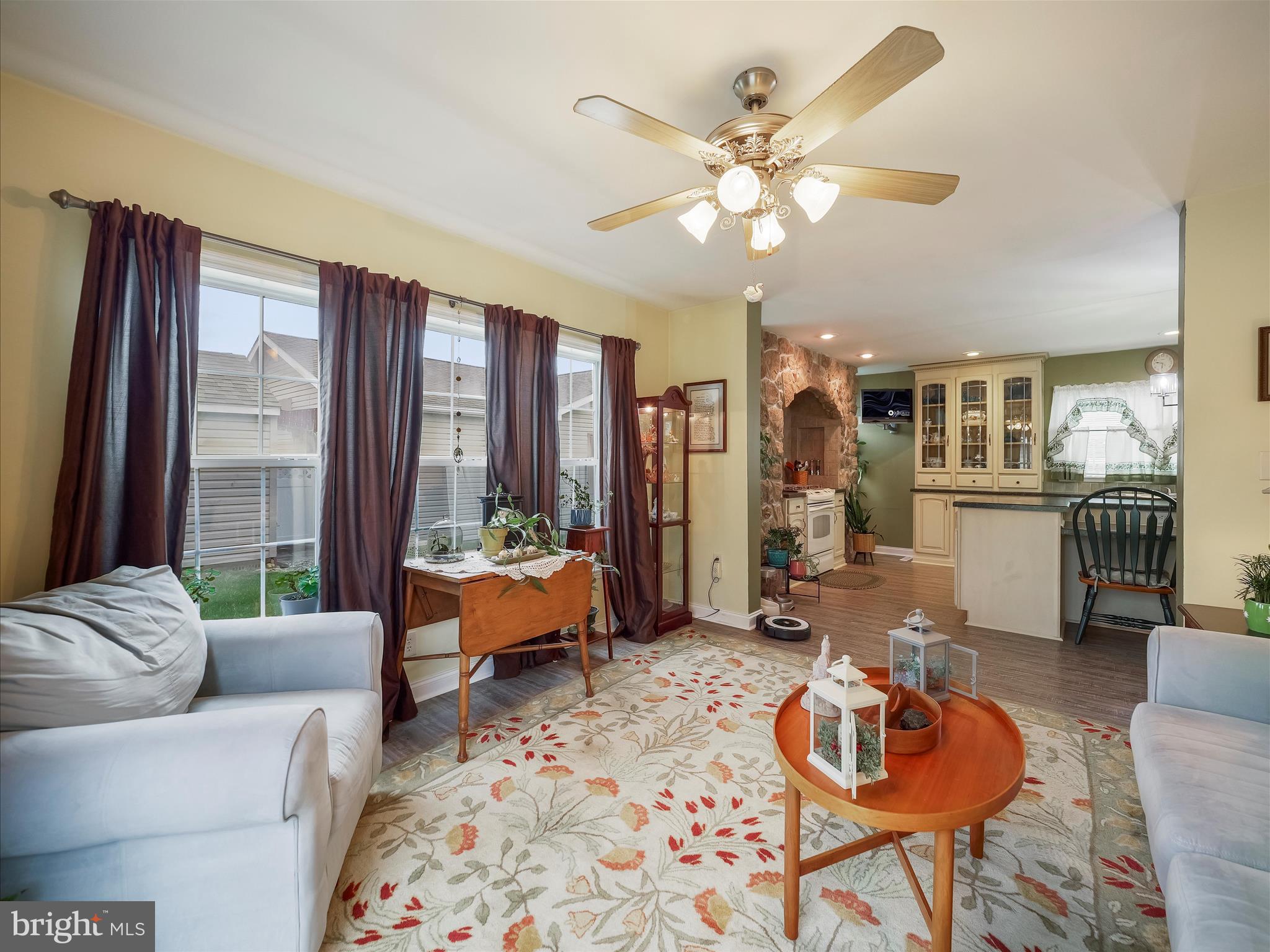 SHIPPENSBURG VILLAGE - Residential