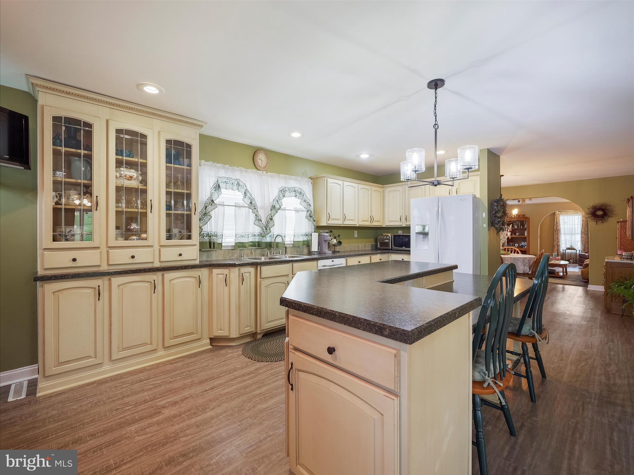 SHIPPENSBURG VILLAGE - Residential