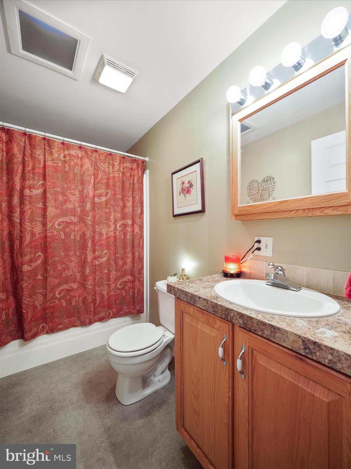 SHIPPENSBURG VILLAGE - Residential