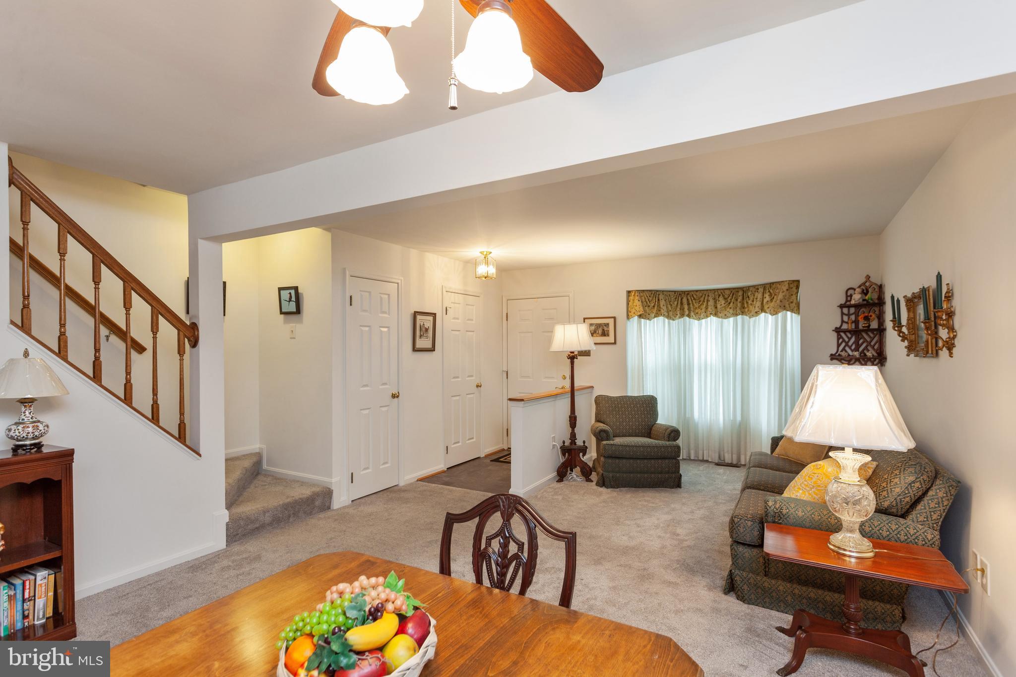 RIVERCHASE - Residential