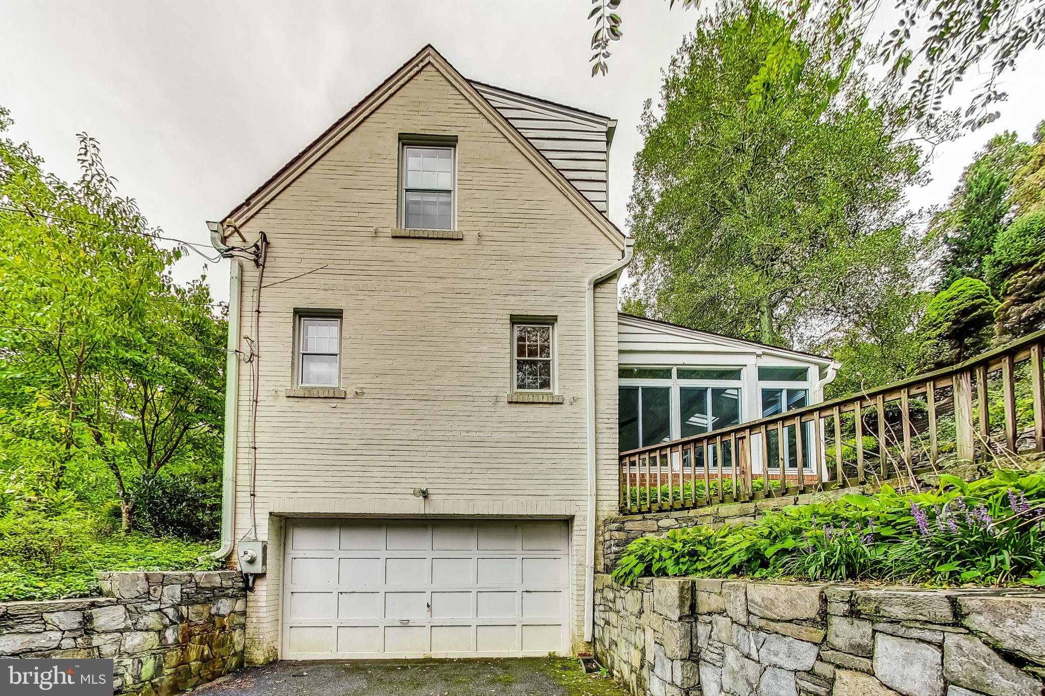 ROCK CREEK HILLS - Residential