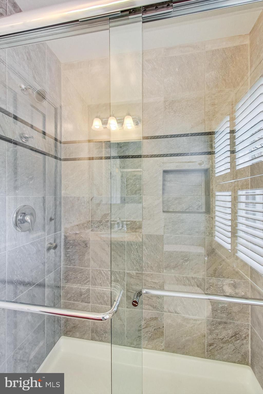 ROCK CREEK HILLS - Residential