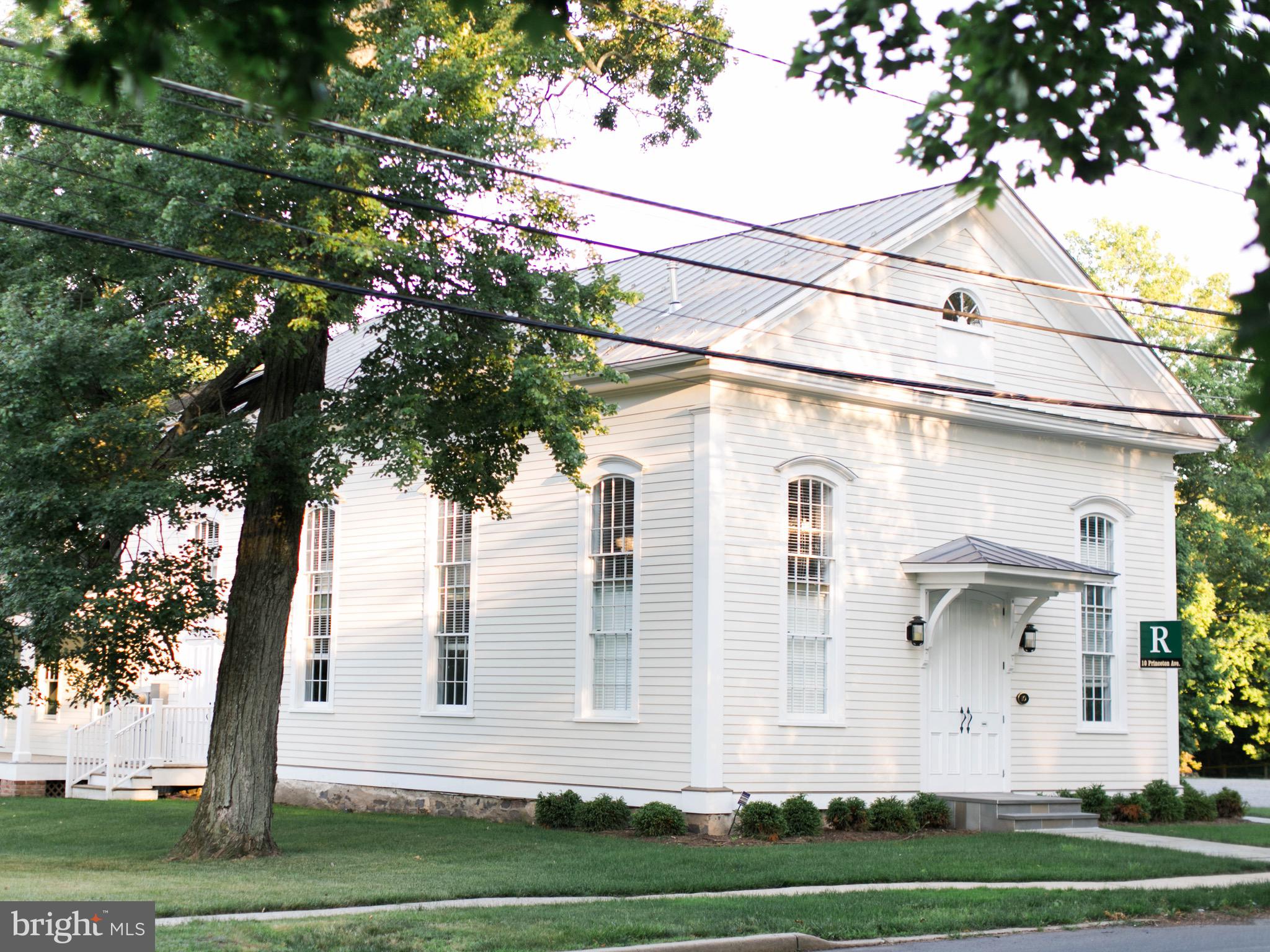 Photo 1 of 18 — 10 PRINCETON AVENUE, ROCKY HILL, NJ 08553