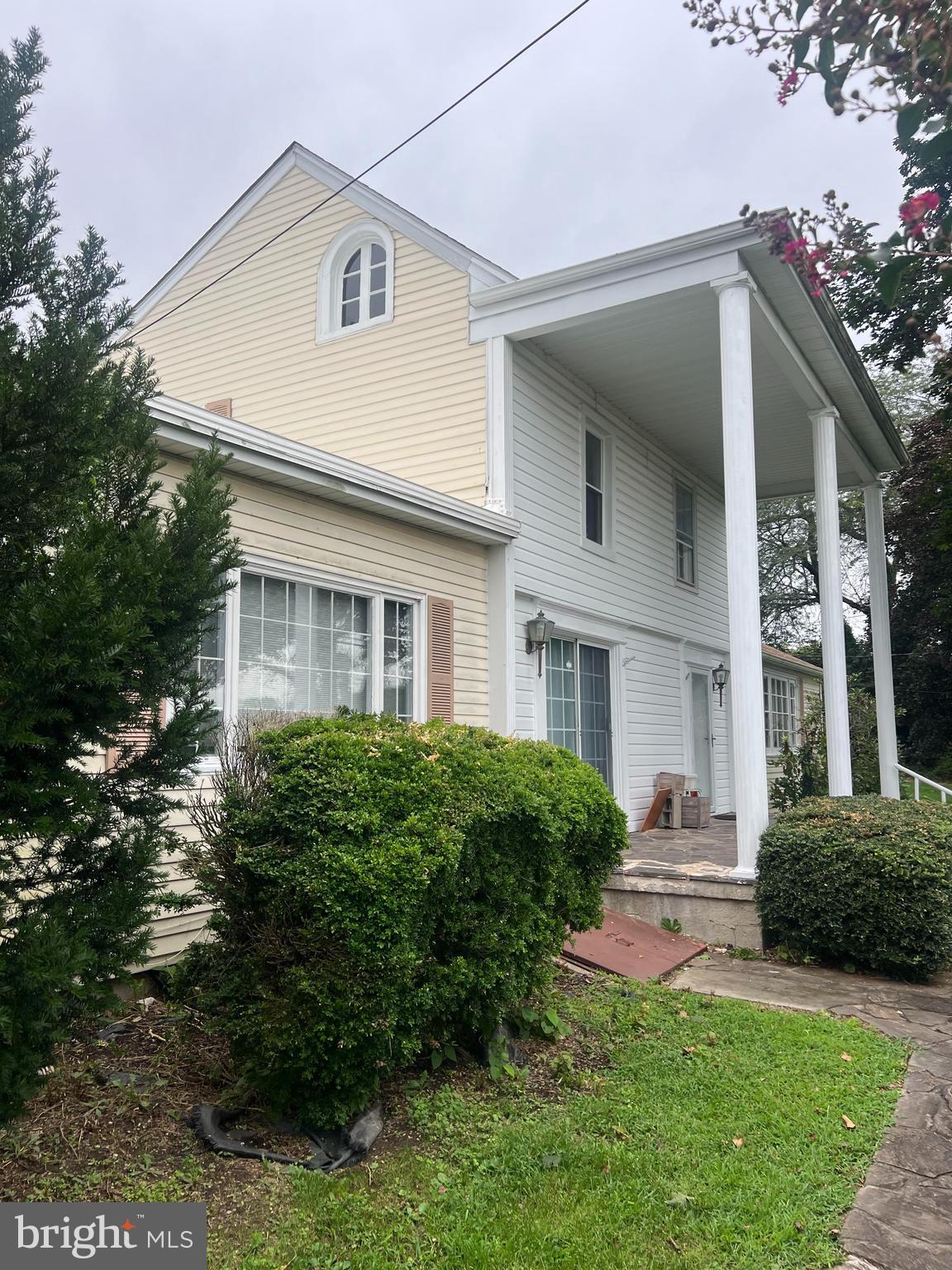 ABINGDON ESTATES - Residential Lease