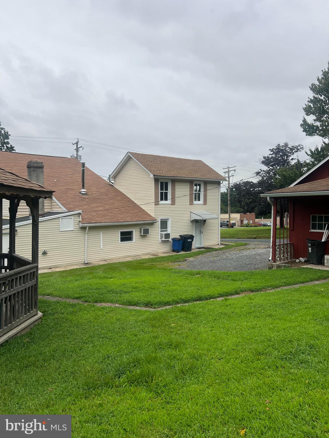 ABINGDON ESTATES - Residential Lease