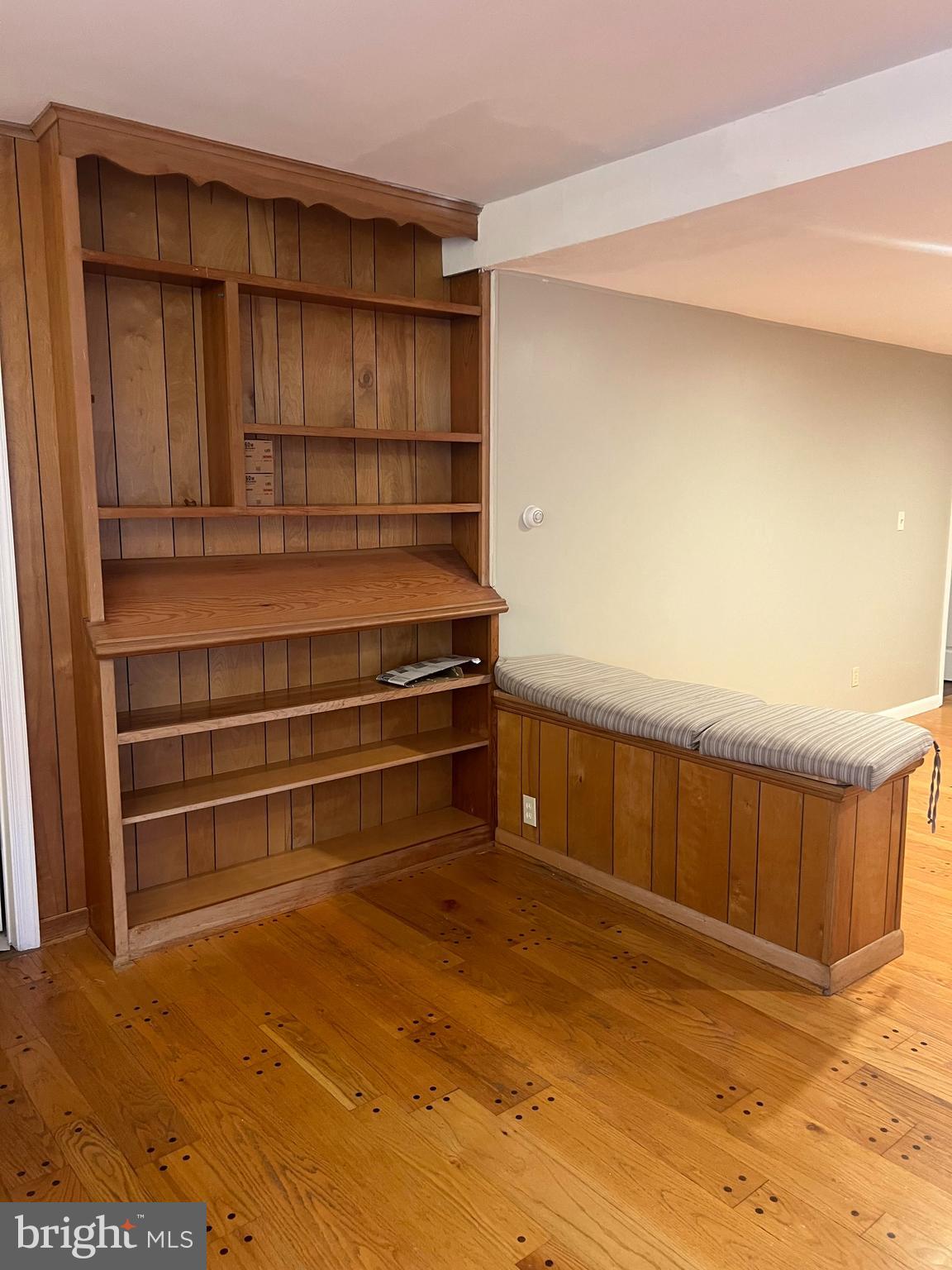 ABINGDON ESTATES - Residential Lease