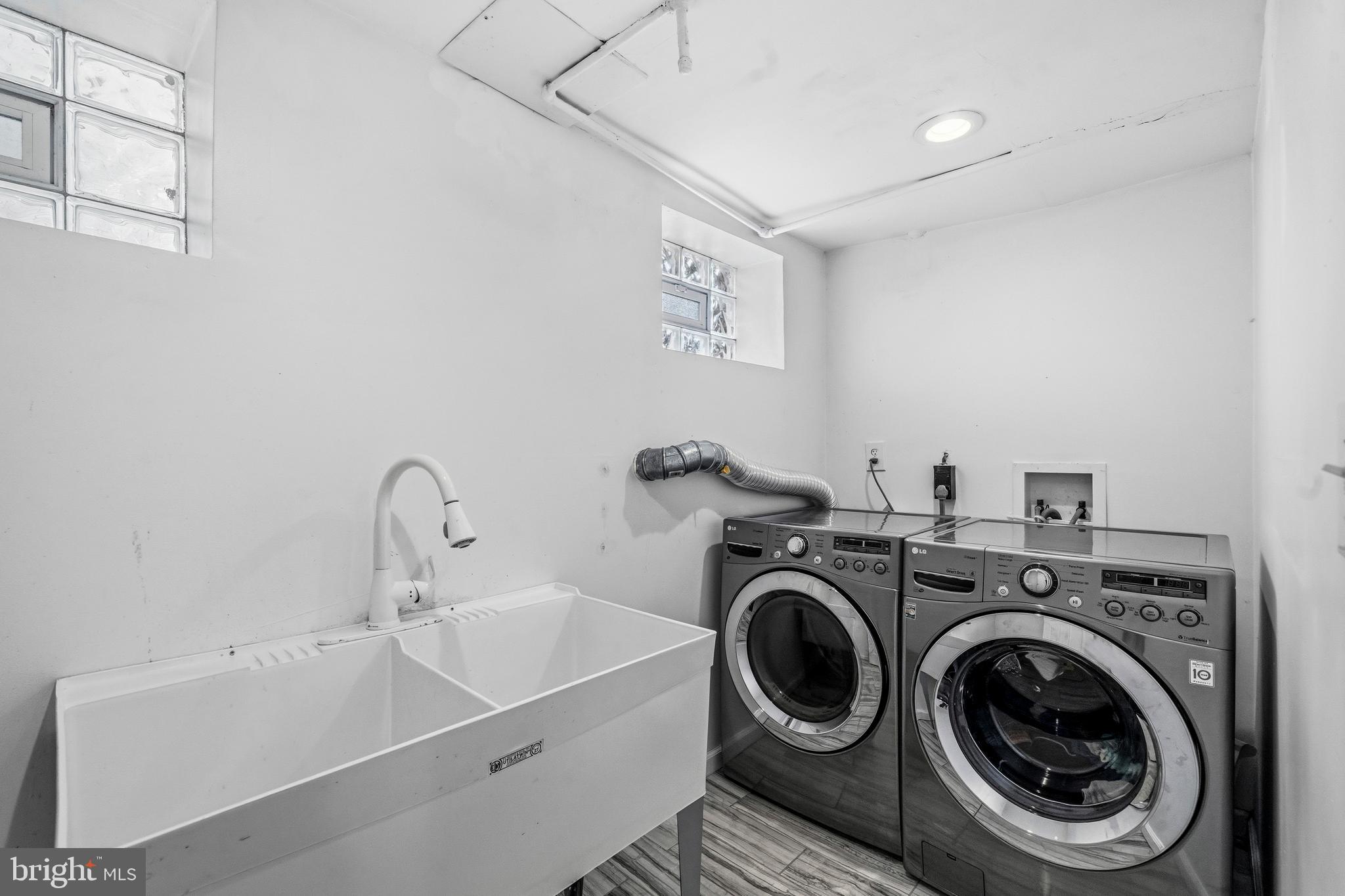 NORTHMONT - Residential