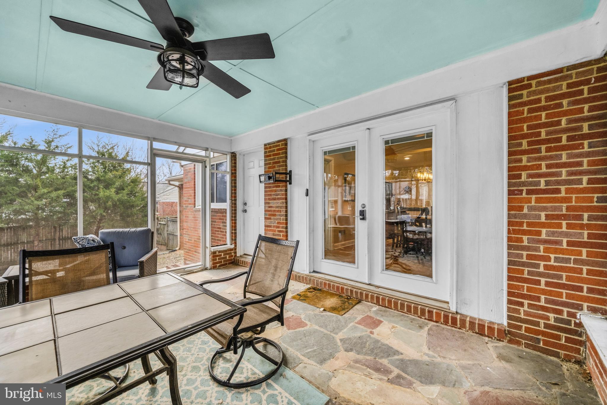 NORTHMONT - Residential