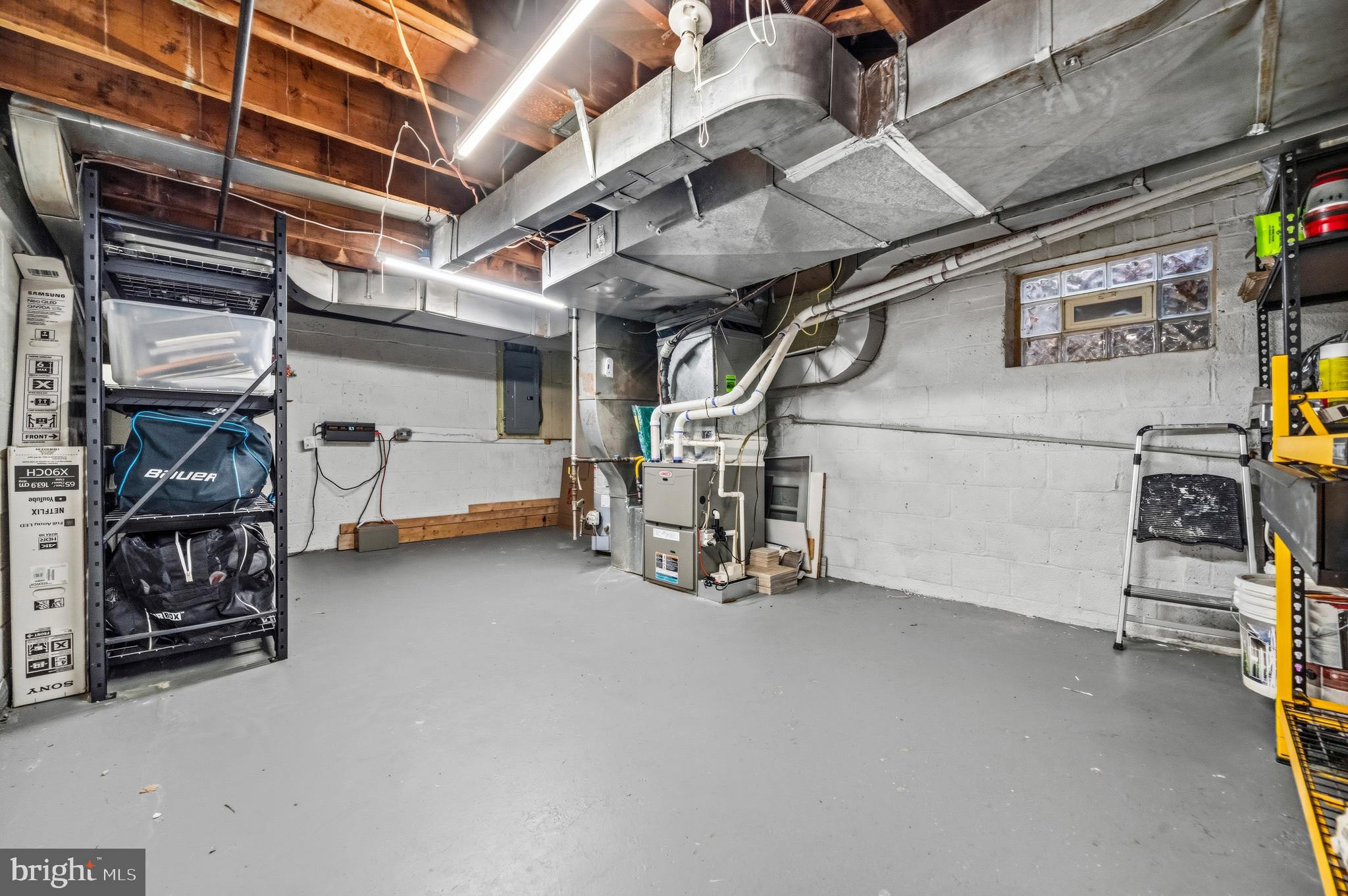 NORTHMONT - Residential