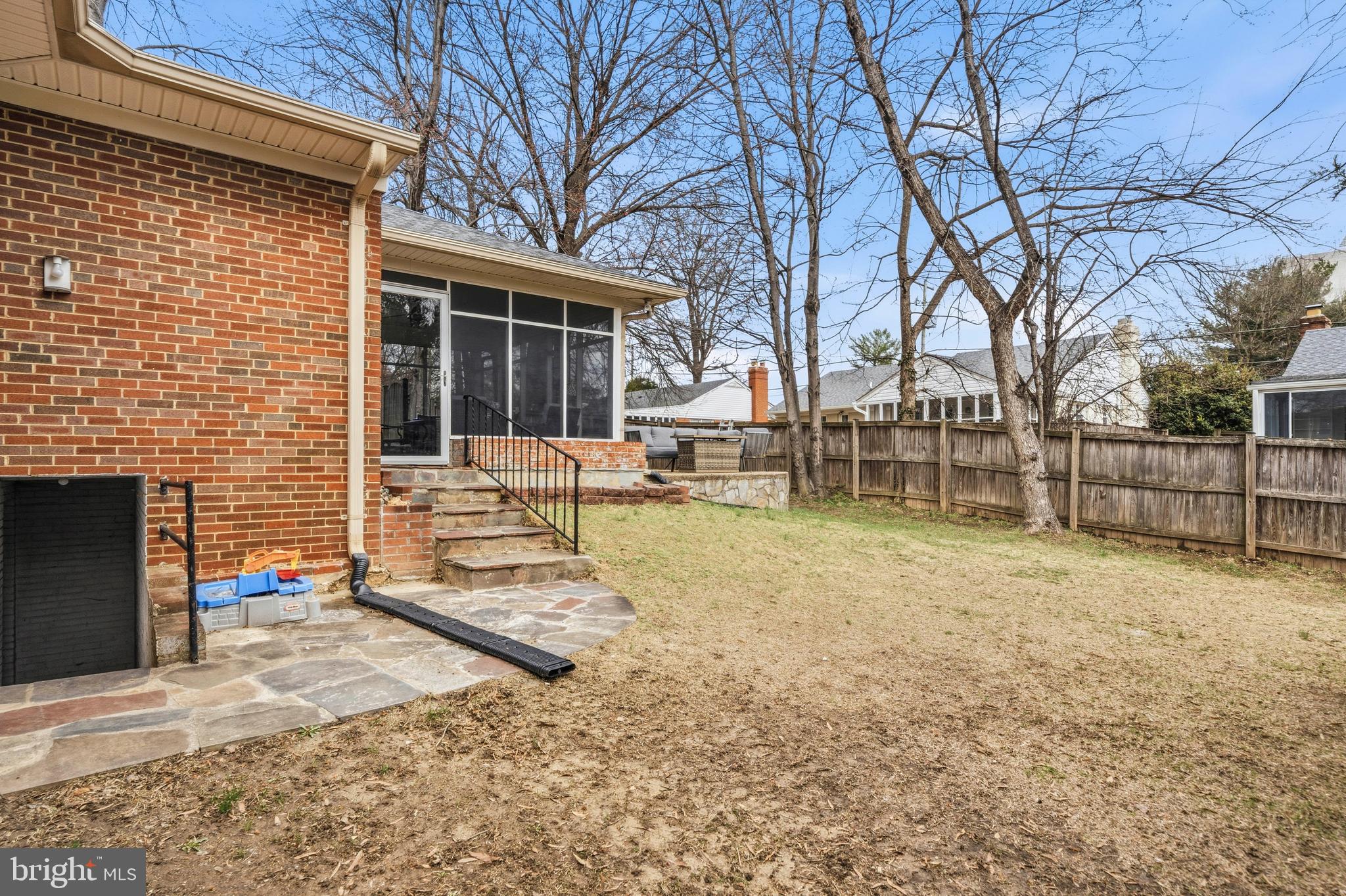 NORTHMONT - Residential