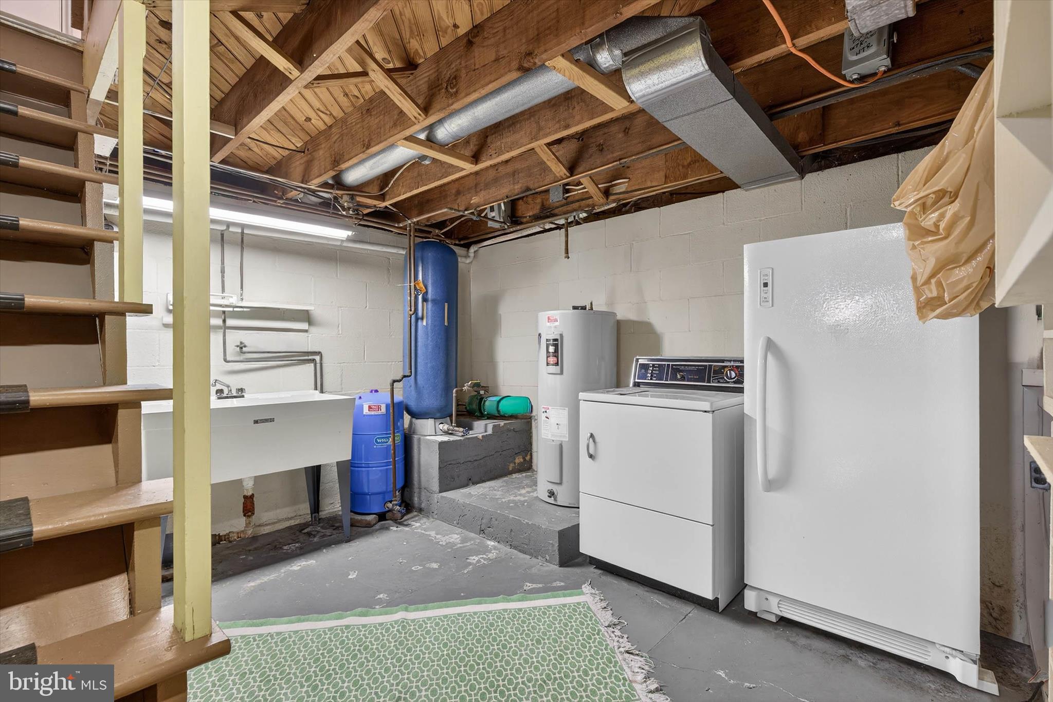 WEST HEMPFIELD - Residential