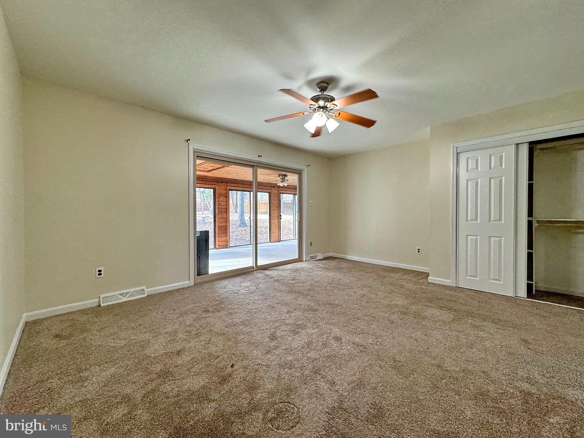 CLARKS RUN - Residential Lease