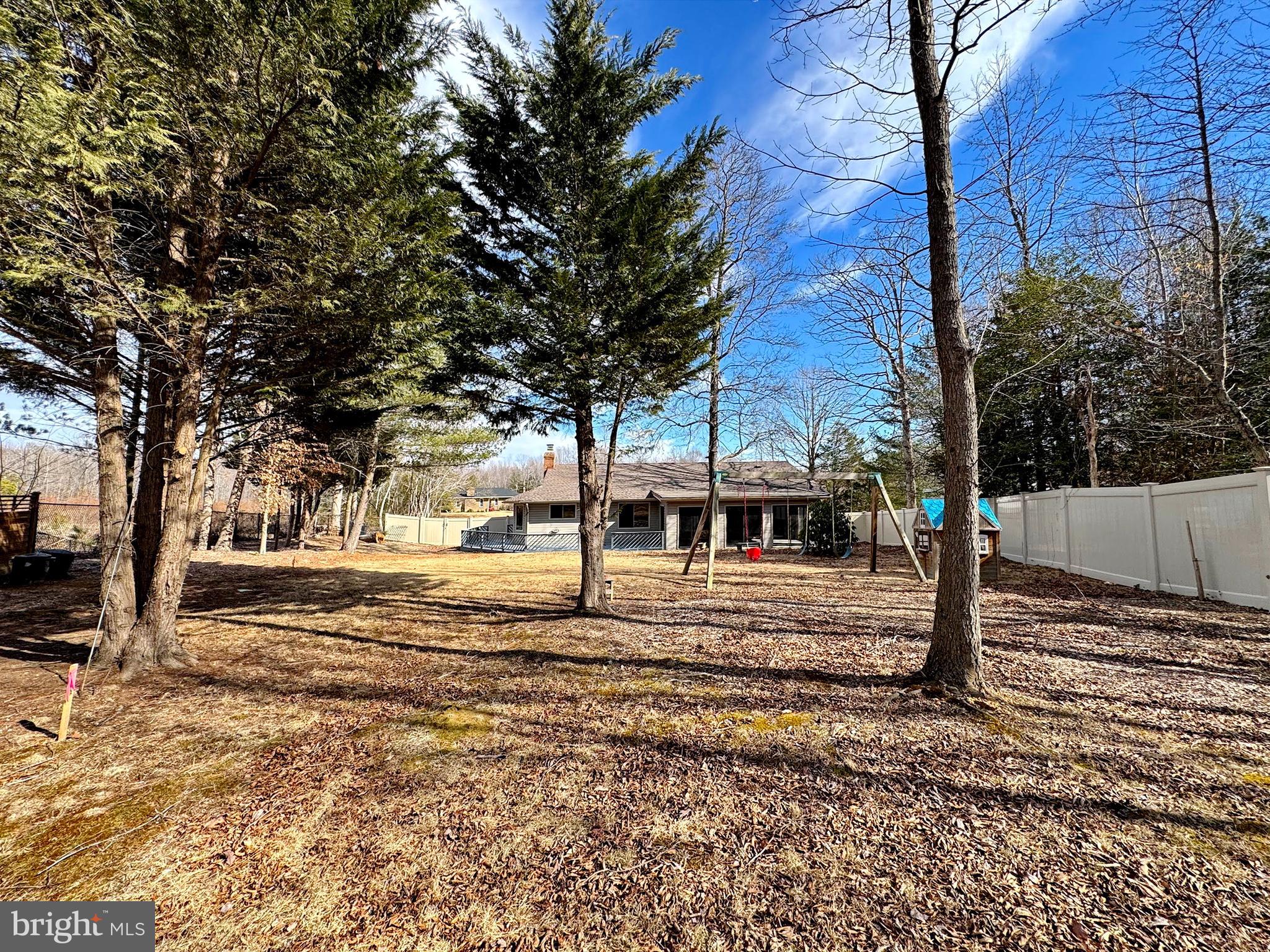 CLARKS RUN - Residential Lease