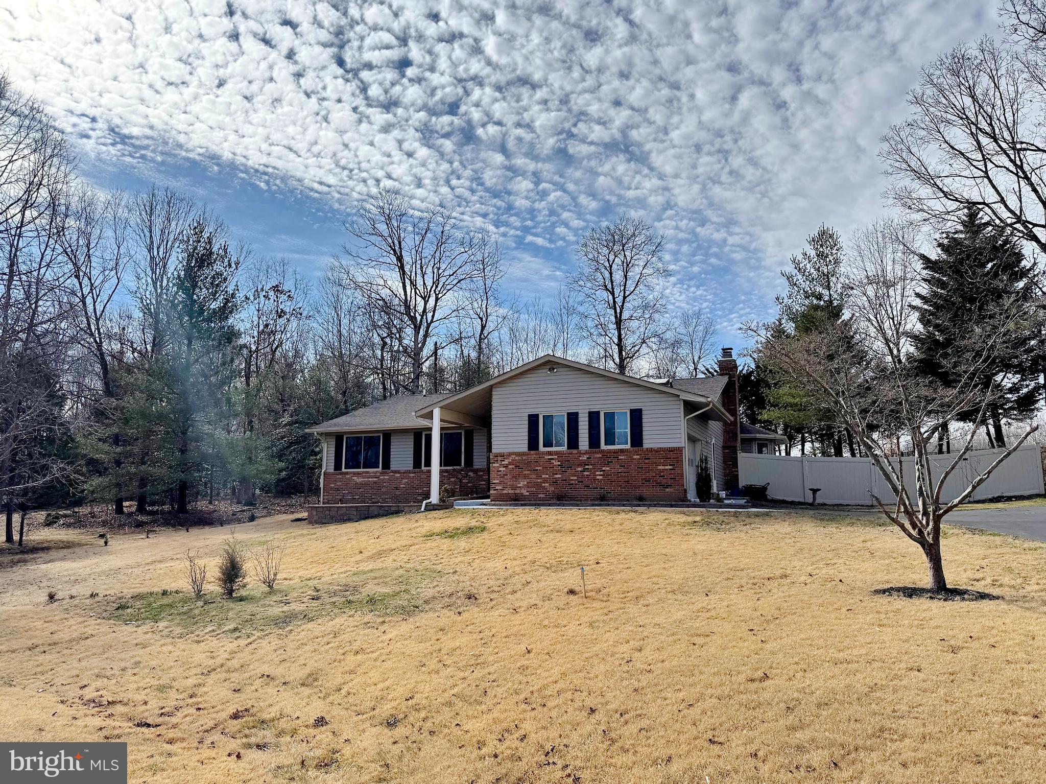 CLARKS RUN - Residential Lease