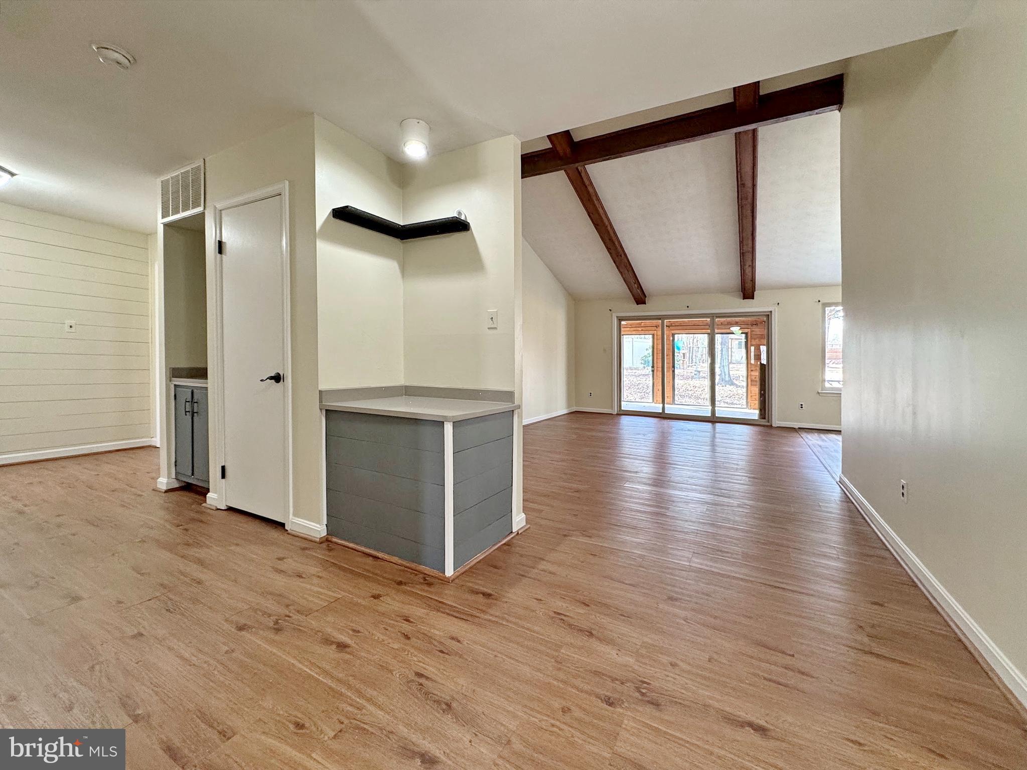 CLARKS RUN - Residential Lease