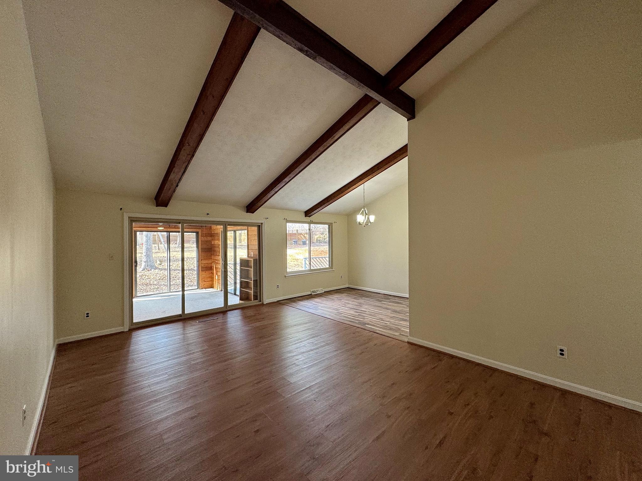 CLARKS RUN - Residential Lease