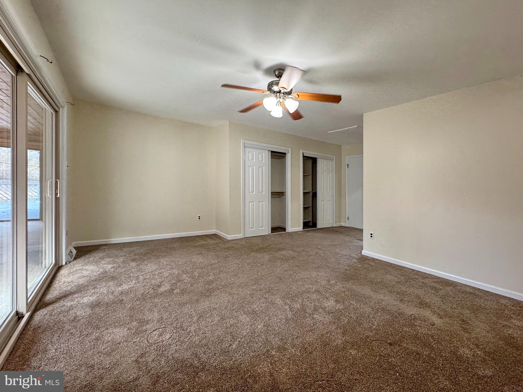 CLARKS RUN - Residential Lease