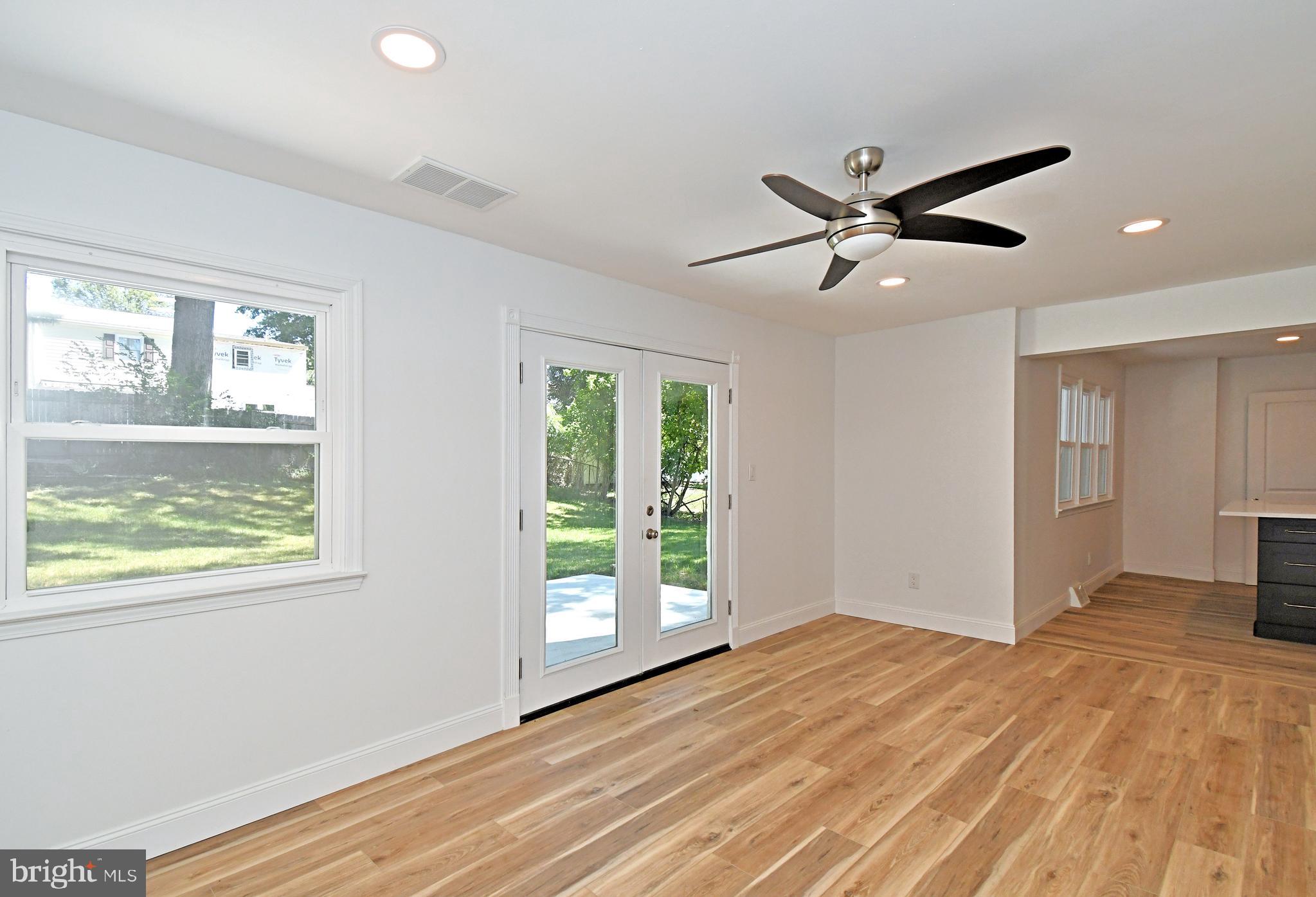 LAFAYETTE HILL - Residential