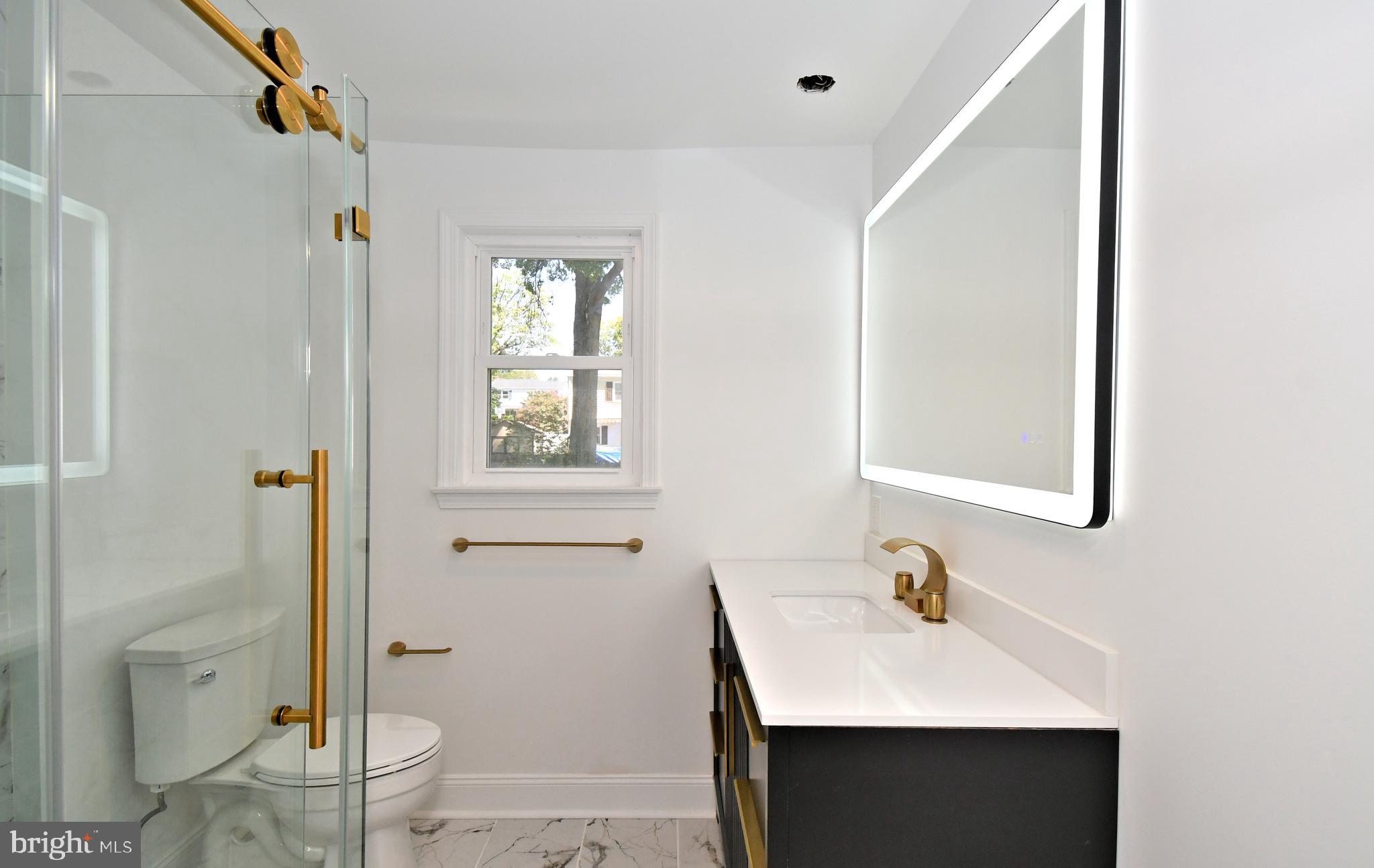 LAFAYETTE HILL - Residential