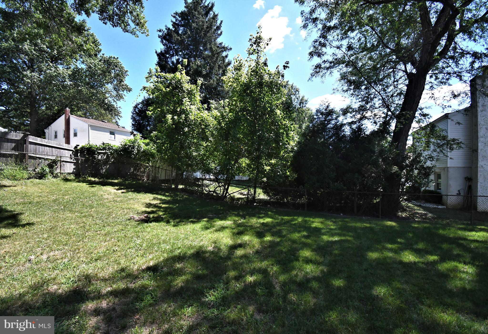 LAFAYETTE HILL - Residential