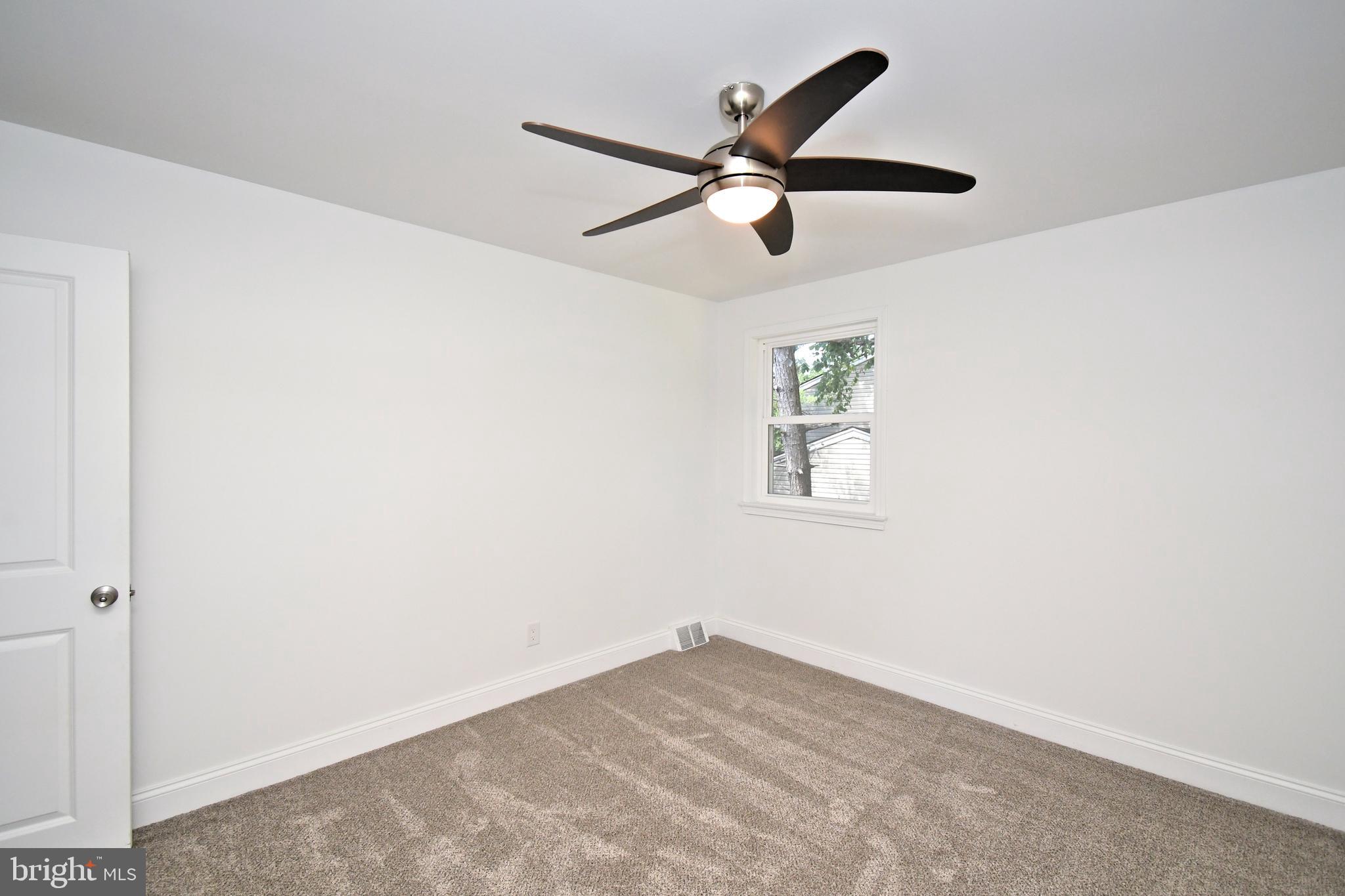 LAFAYETTE HILL - Residential