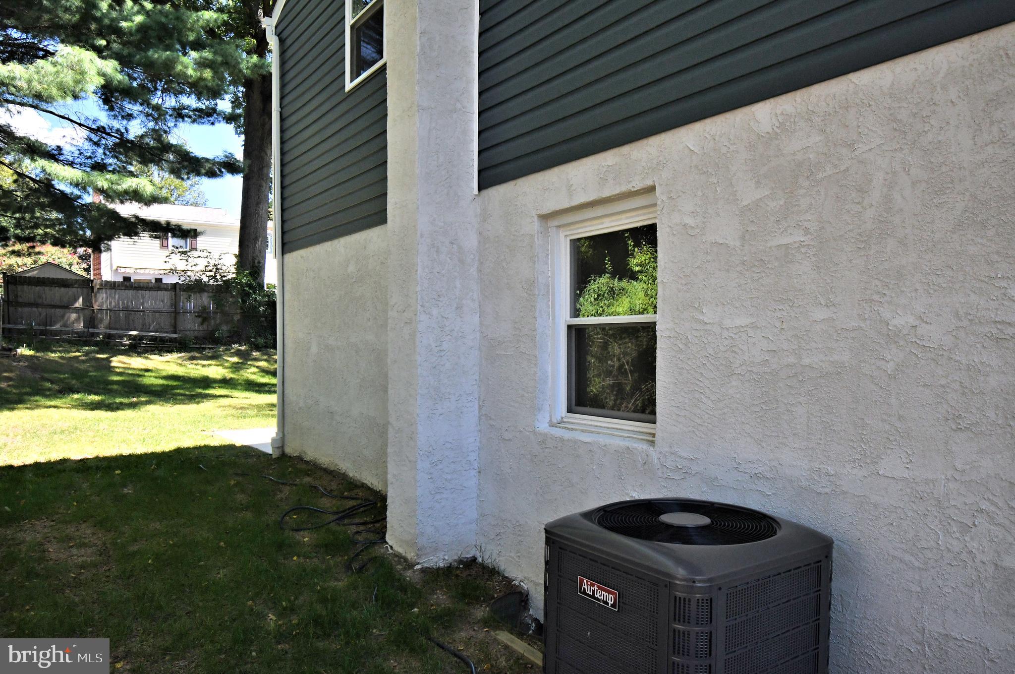 LAFAYETTE HILL - Residential