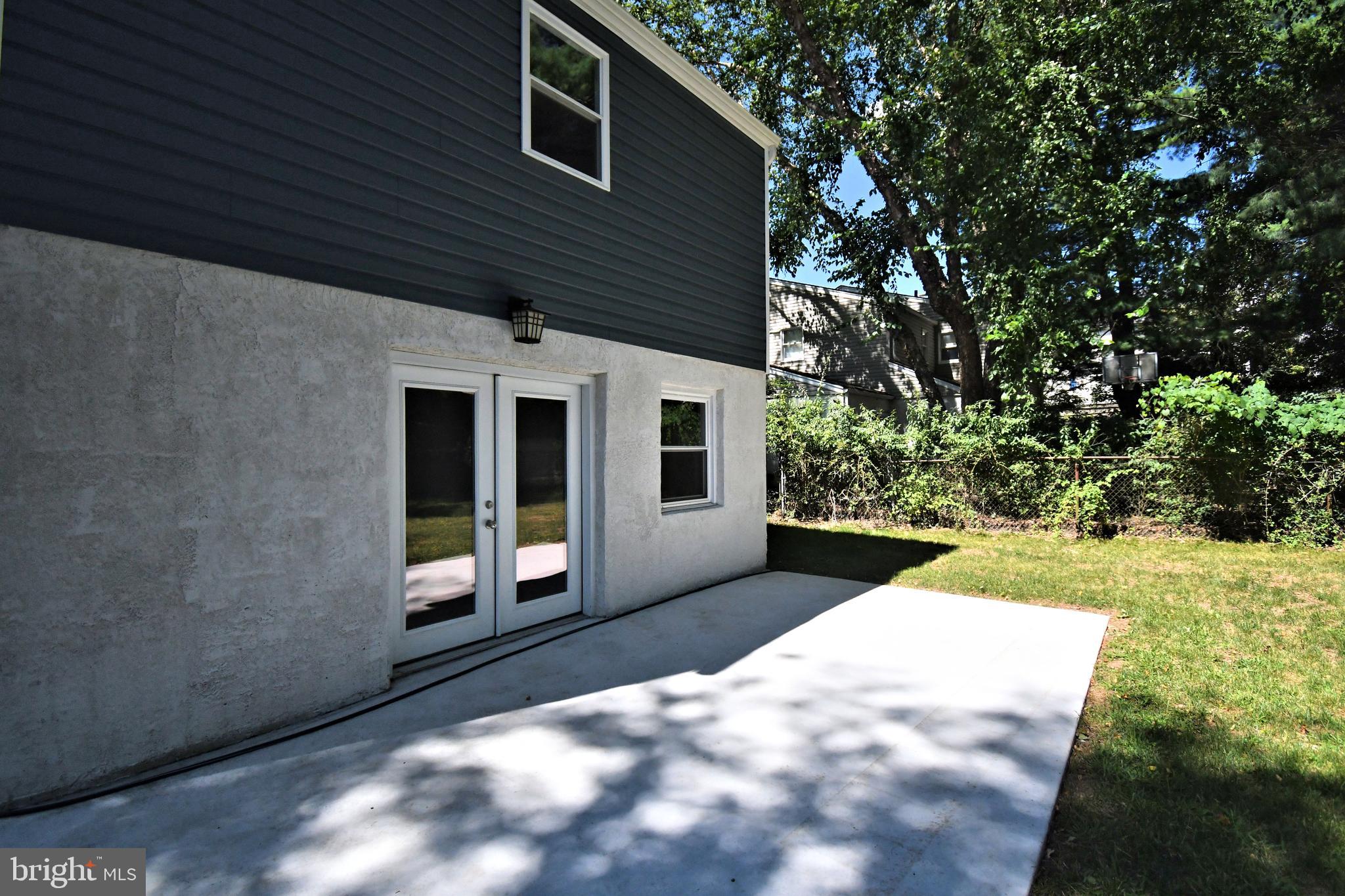 LAFAYETTE HILL - Residential