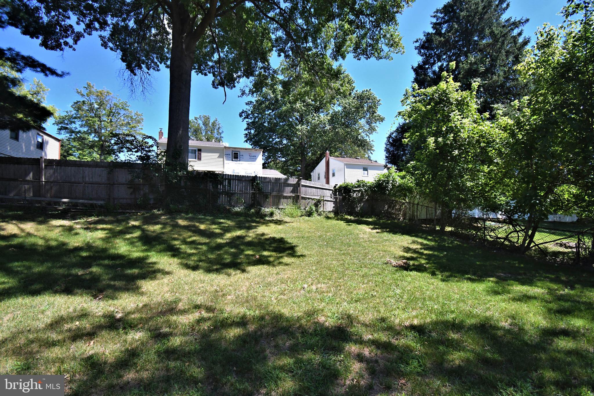 LAFAYETTE HILL - Residential